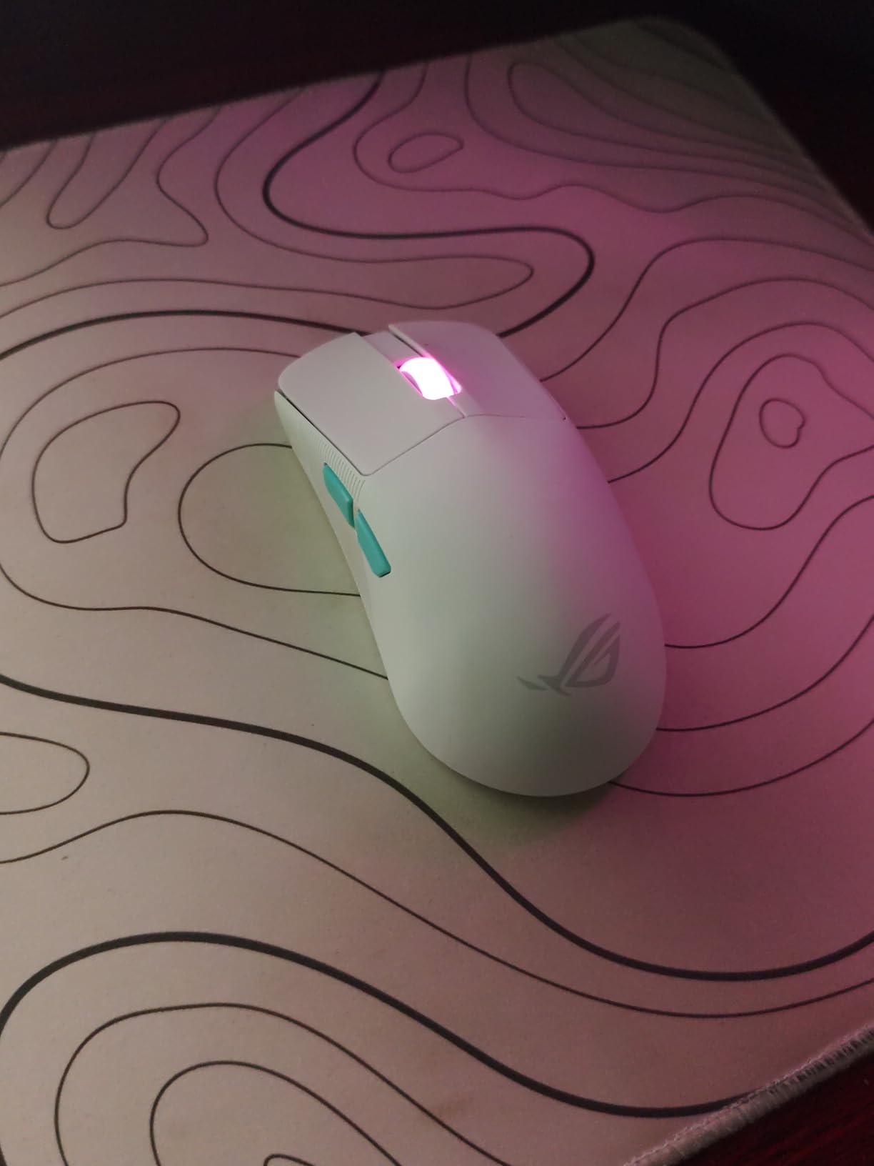 ASUS ROG Harpe Ace Aim Lab Wireless Esports Gaming Mouse - 54g Lightweight, Tri-Mode Connectivity, 36K DPI, 90Hr Battery - Black customer photo 2