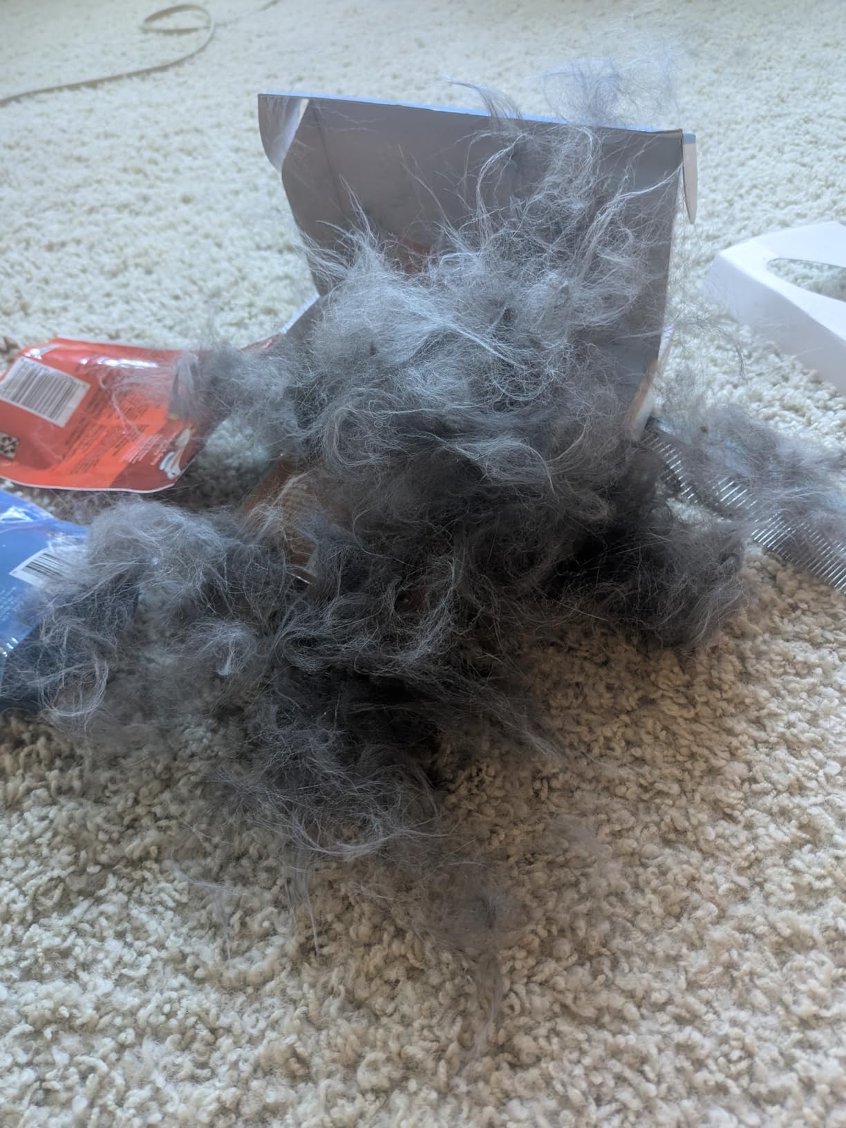 Docrok Pet Grooming Combo - Blue Deshedding Brush with Metal Comb for Detangling and Dematting Long, Matted Fur on Cats and Dogs customer photo 1