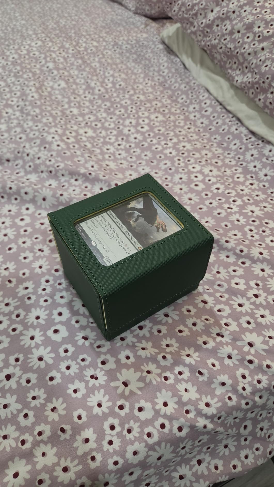 ZLCA Card Deck Box for Trading Cards, MTG Commander Deck Box Holds 120+ Single Sleeved Cards, Leather Magnetic Card Storage Box Fits for Magic the Gathering TCG CCG (Black) customer photo 2