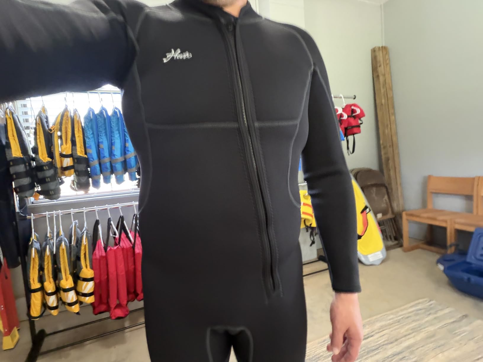 Hevto Men Wetsuits 3/2mm Neoprene Wet Suit Back Front Zip in Cold Water for Surfing Swimming Diving customer photo 2