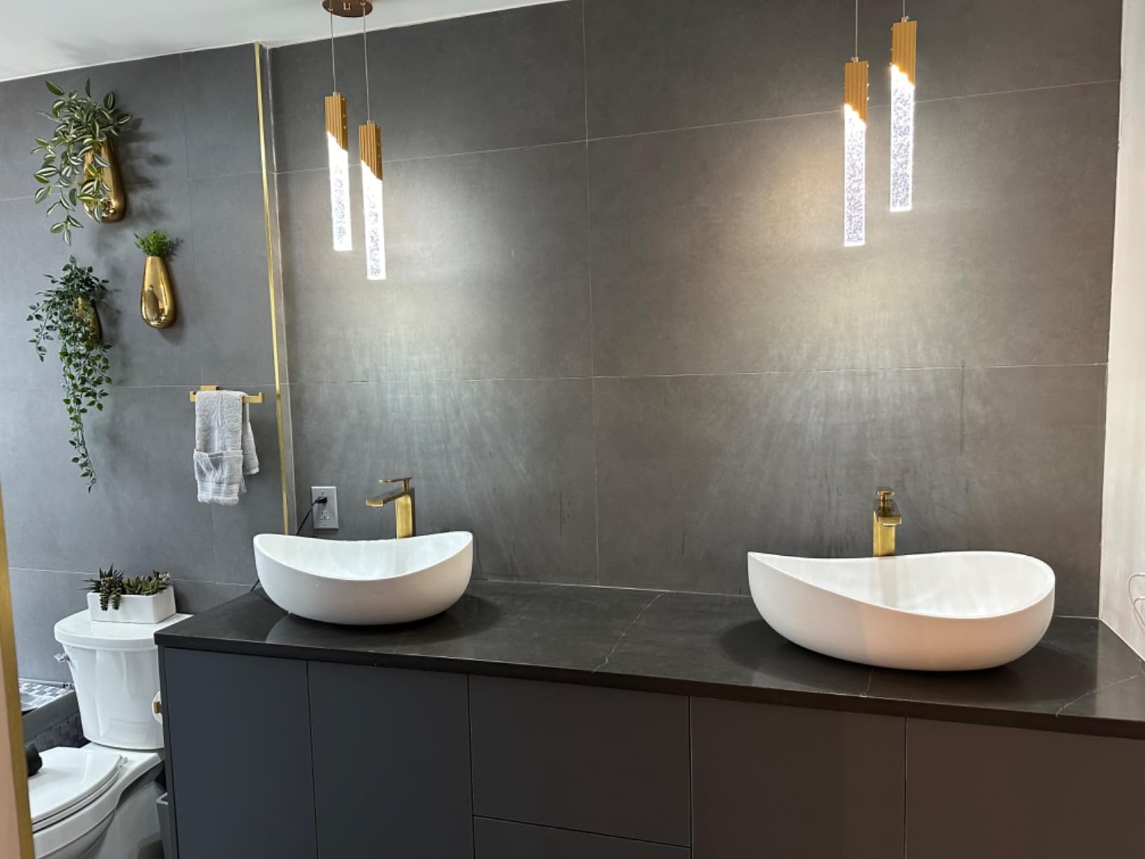 22.44'' Oval Vessel Sink, Matte White Stone Resin Bathroom Sink with Pop-Up Drain, Modern Above Counter Basin for Vanity Countertop, No Faucet Hole, No Overflow customer photo 2