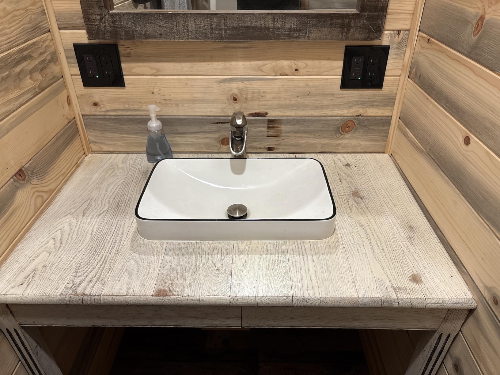 DeerValley Bathroom Vessel Sink, 19.29