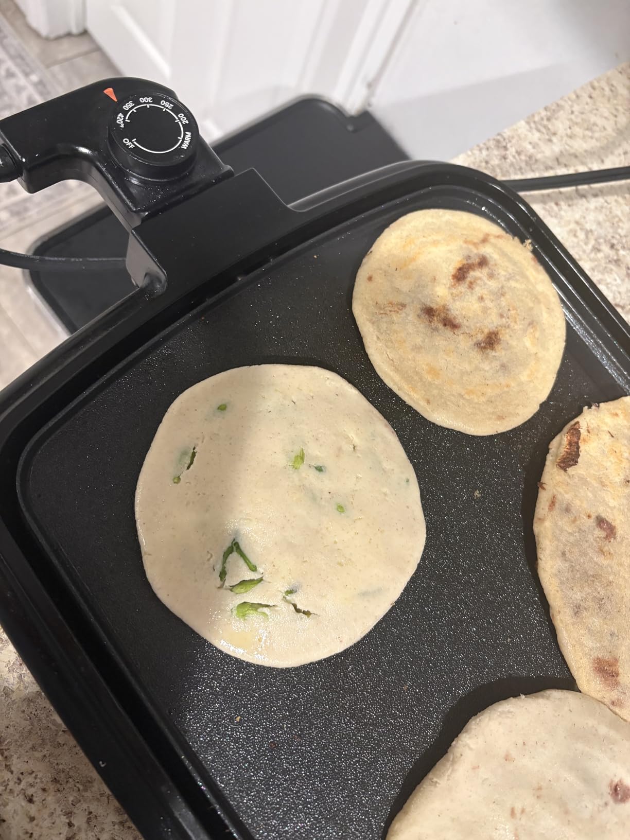Chefman Electric Griddle with Removable Temperature Control, Immersible Flat Top Grill, Burger, Eggs, Pancake Griddle, Nonstick Easy Clean Cooking Surface, Slide Out Drip Tray, 10 x 16 Inch customer photo 2