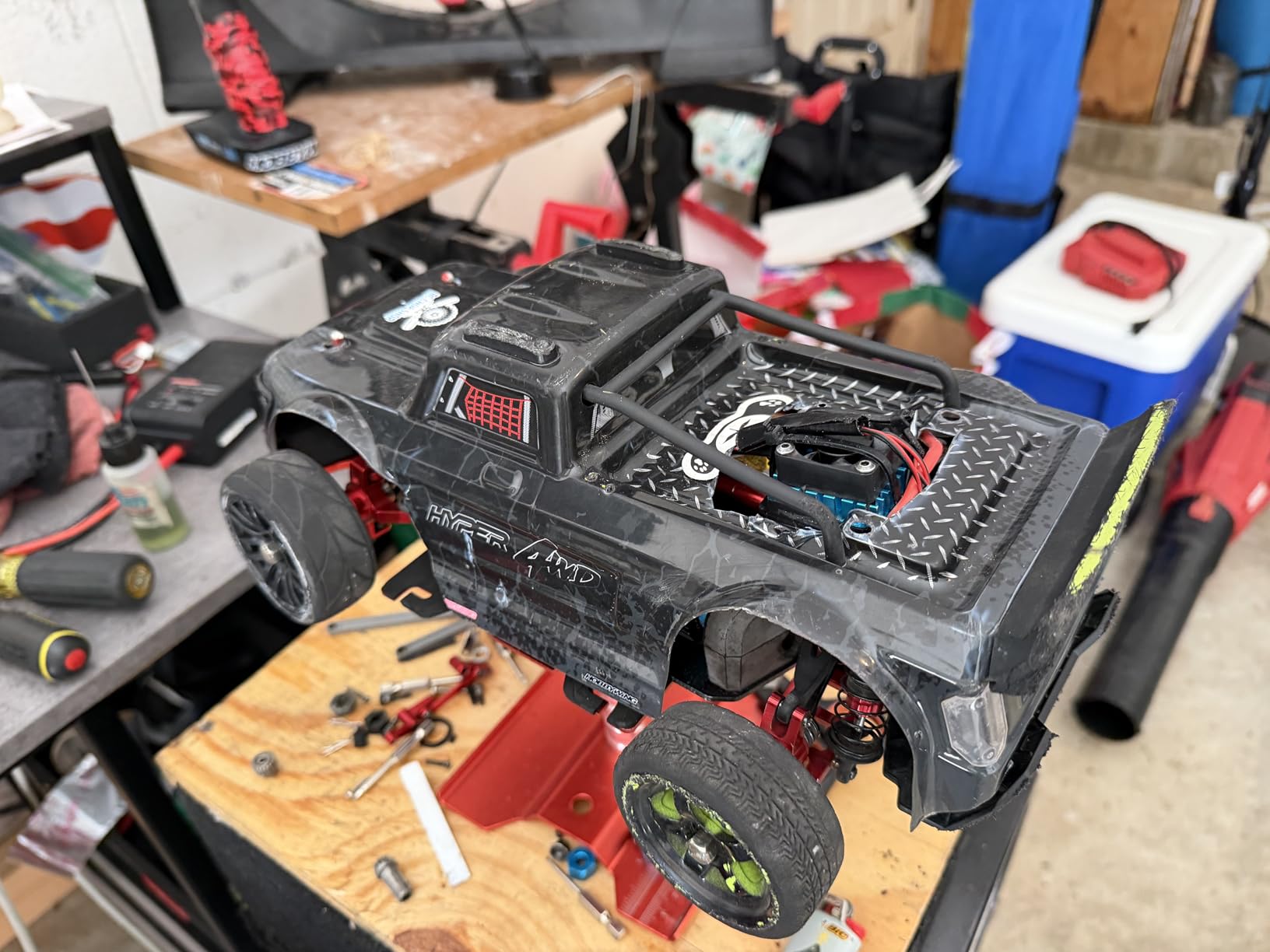 HYPER GO 14301 V3 1/14 RTR Brushless RC Drift Car with Gyro, Max 38 mph Fast RC Cars for Adults, 4WD All-Road Street Bash customer photo 2