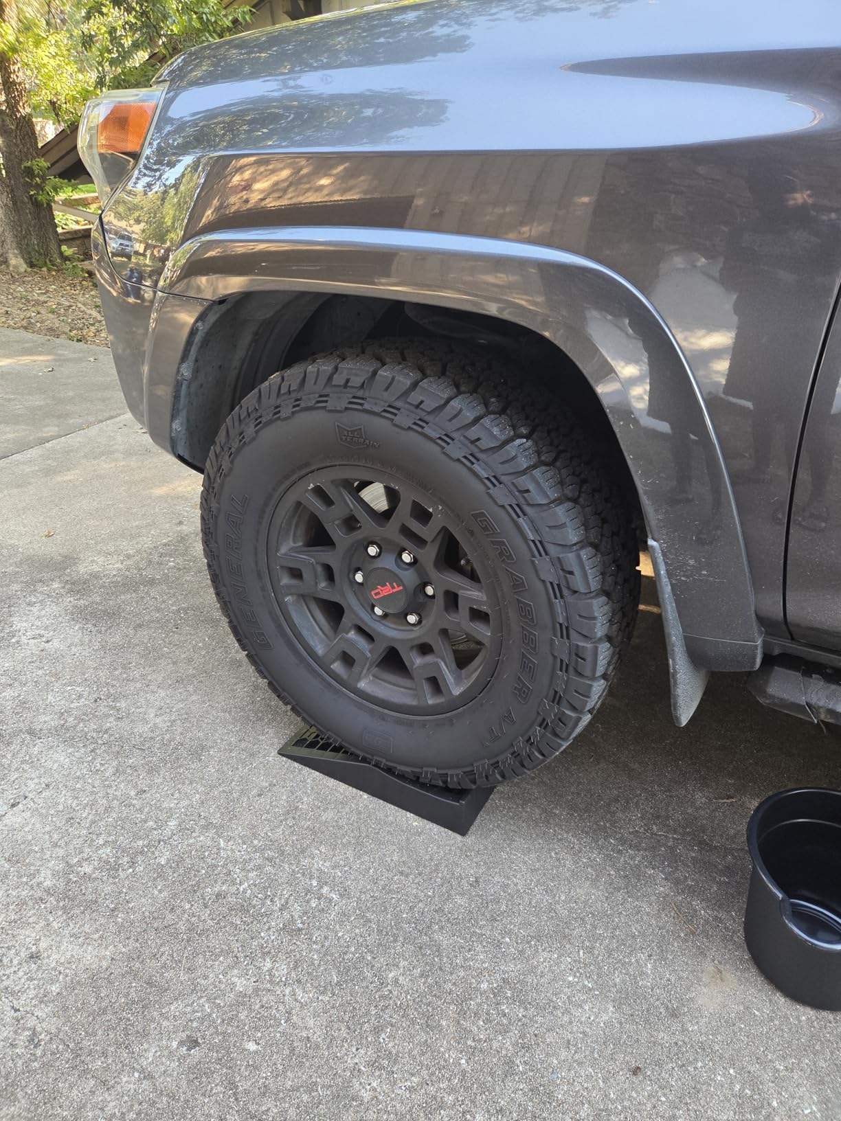 HOXWELL Portable Car Ramps for Oil Changes High Lift, Heavy Duty Plastic Low Profile Car Ramps for Jack Support, Vehicle Ramps for Garage, 35.63''x12''x8.07'', GVW 13000 LBS, 2 Packs customer photo 2
