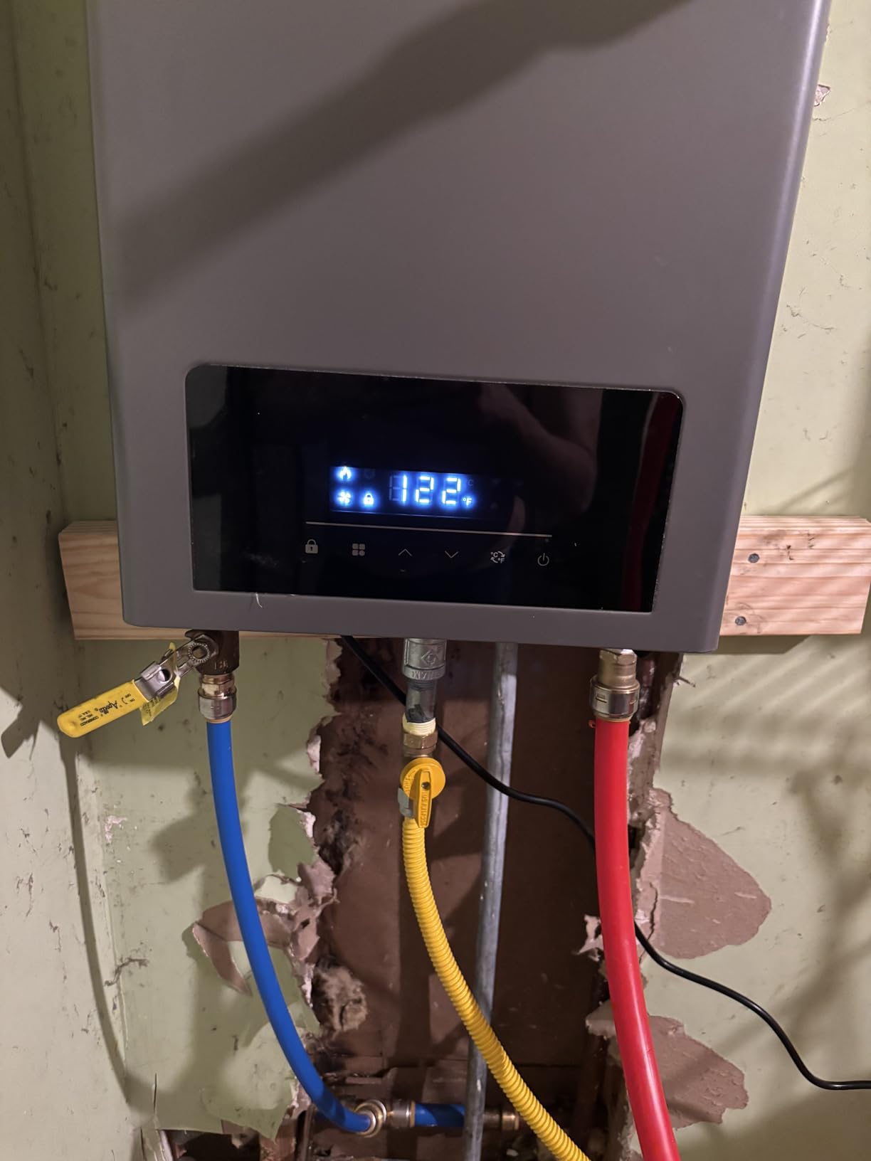 Ranein Natural Gas Tankless Water Heater, Indoor Max 4.3 GPM, 100,000 BTU Instant Hot Water Heater customer photo 2