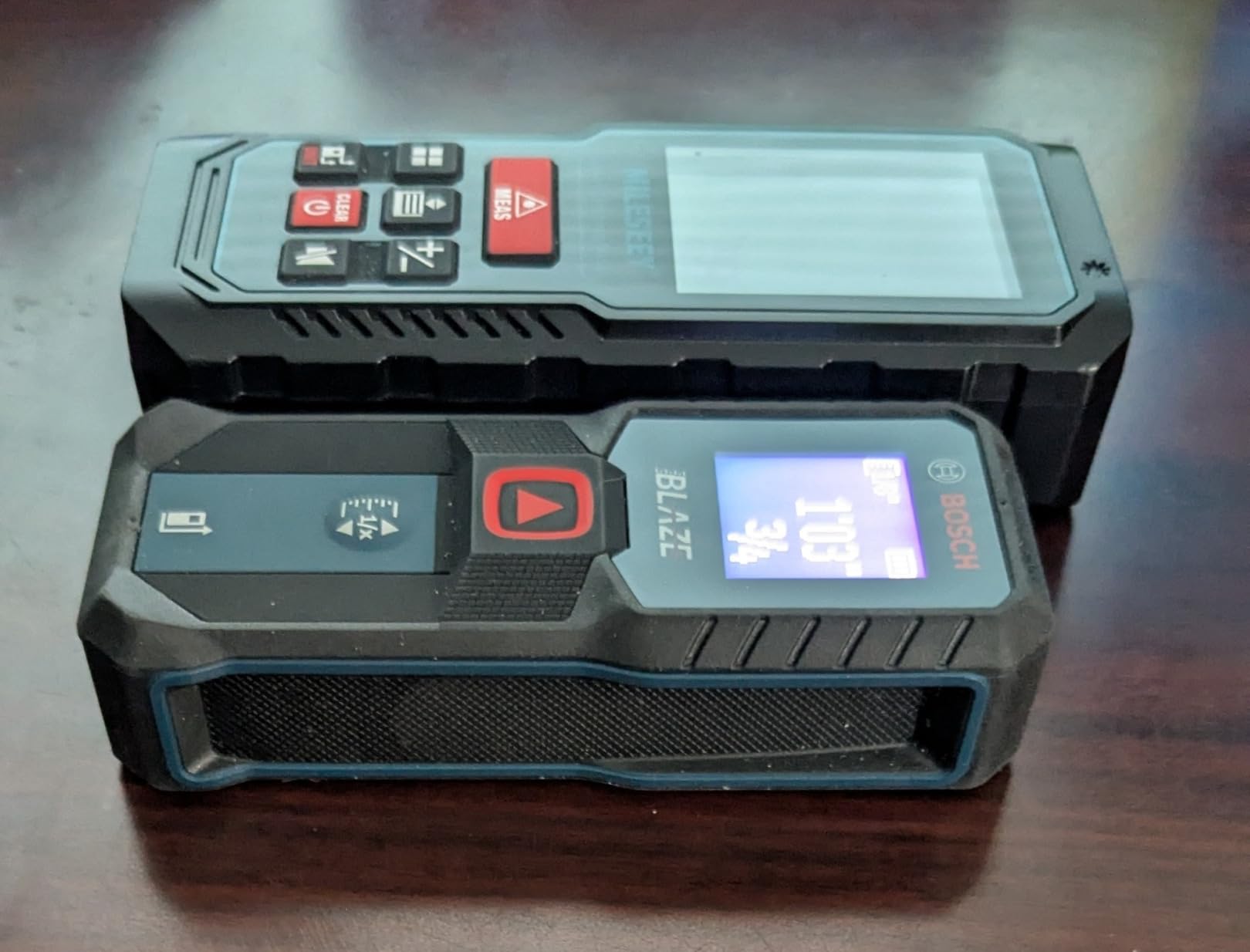 BOSCH GLM100-23 100 Ft BLAZE Laser Distance Measure, Includes 2 AA Batteries customer photo 2