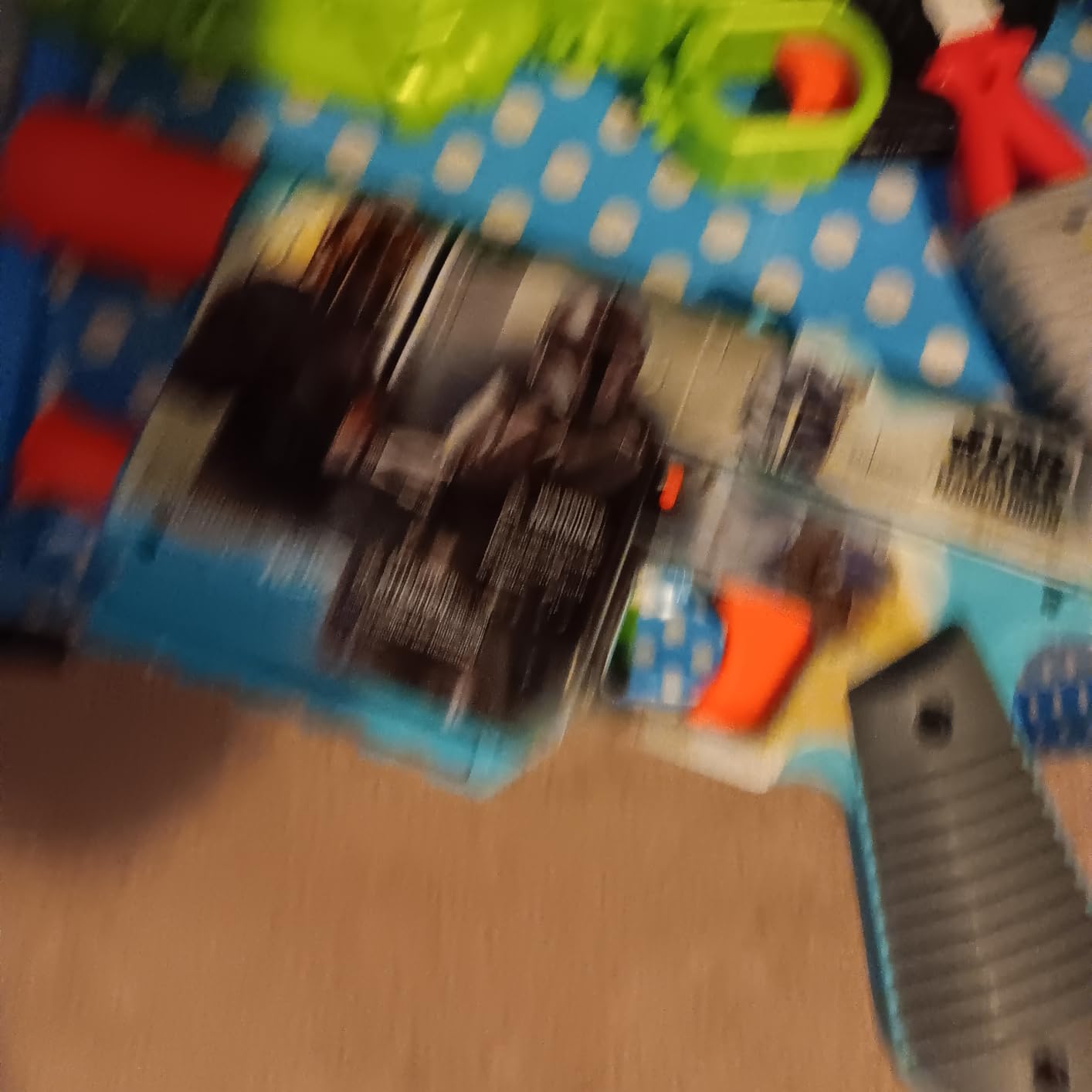 NERF Star Wars The Mandalorian Dart Blaster, 12 Elite Darts, Internal Clip, Toy Foam Blasters for 8 Year Old Boys & Girls & Up customer photo 1