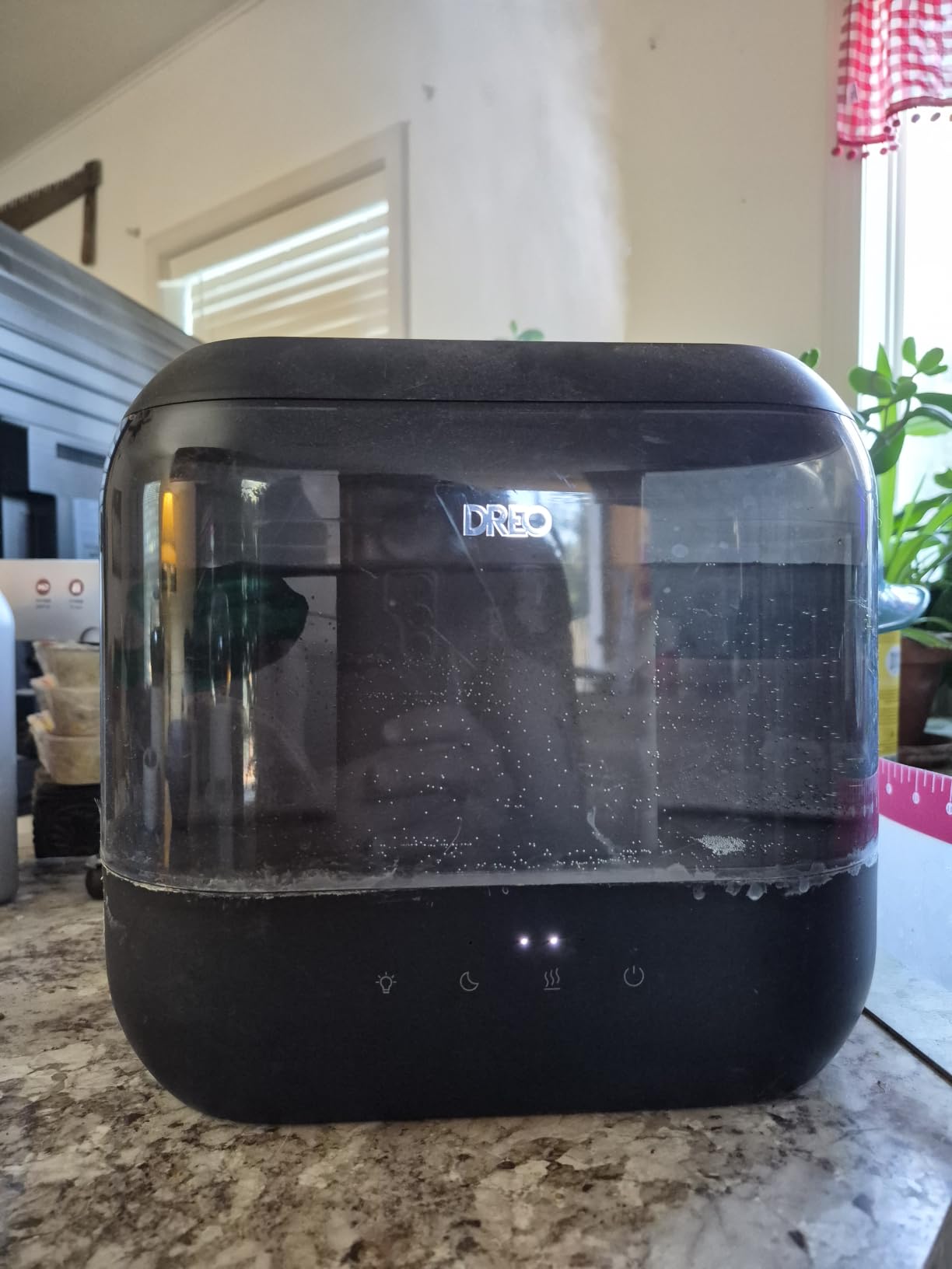 Dreo Humidifiers for Bedroom, 4L Top Fill for Large Room, 36H Runtime, 28 dB Quiet Supersized Cool Mist Air Humidifier for Baby Nursery, Plants, Indoor, Night Light, Easy to Clean & Fill, White customer photo 2
