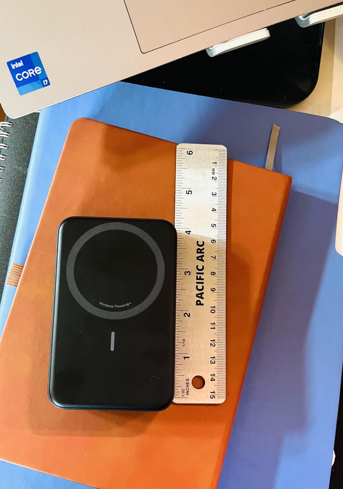 MagGo Power Bank, Qi2 Certified 15W Ultra-Fast MagSafe-Compatible Portable Charger, 10,000mAh Battery Pack with Smart Display and Foldable Stand, for iPhone 16/15/14/13/12 customer photo 1