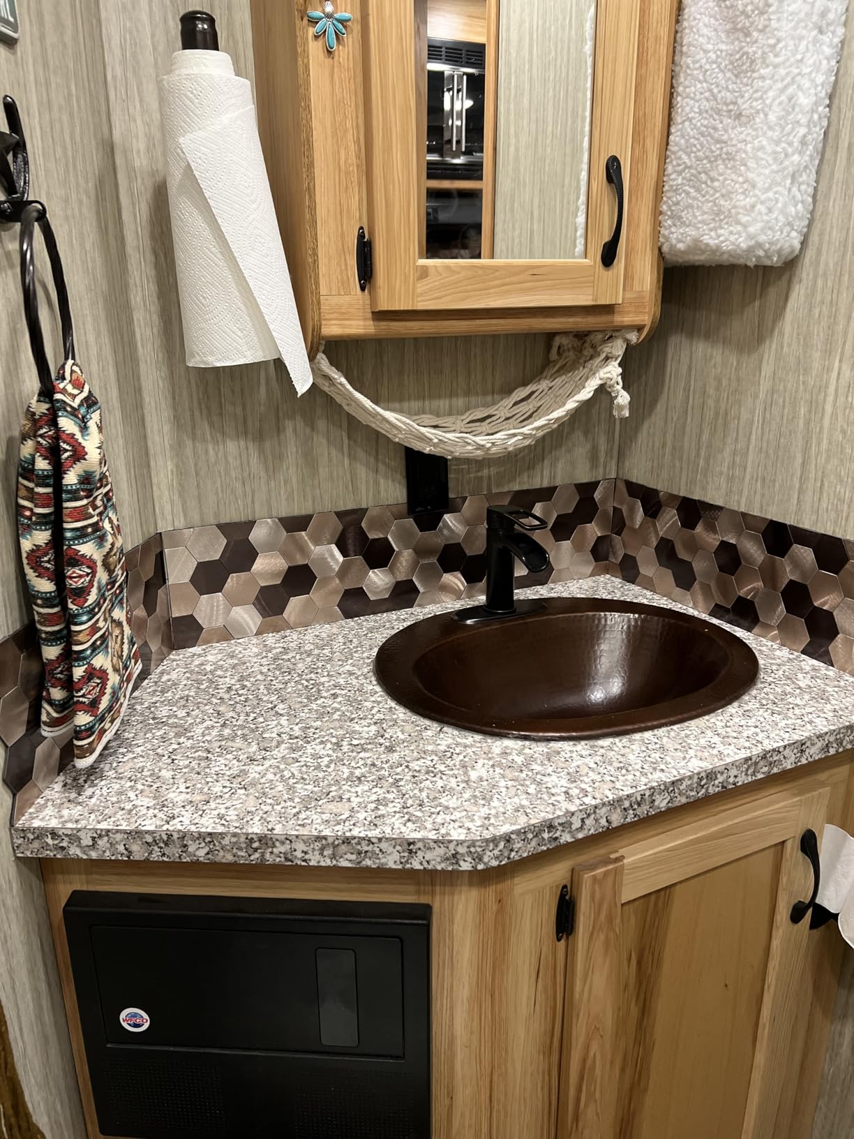 Sinkology Seville 20 Inch Drop-In Bathroom Sink - 18-Gauge Solid Copper Basin in Aged Copper - Hand-Hammered by Skilled Craftsmen customer photo 1