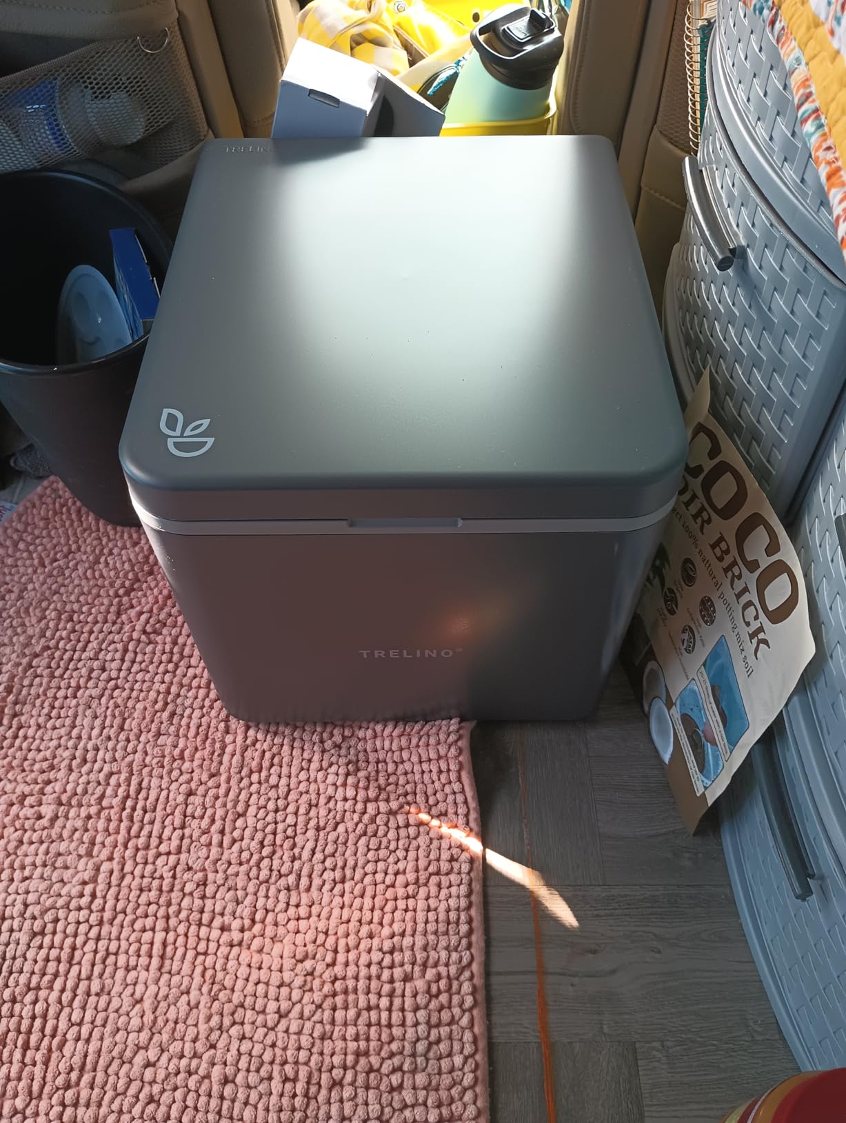 TRELINO Composting Toilet Evo S White, Portable Toilet for Camping & Outdoor, Odorless customer photo 2