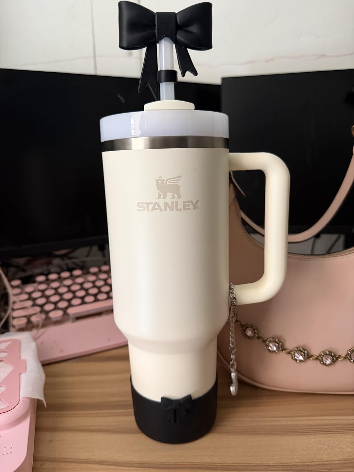 Stanley Quencher H2.0 Tumbler with Handle and Straw 30 oz | Flowstate 3-Position Lid | Cup Holder Compatible | Insulated Stainless Steel | Rose Quartz 2.0 customer photo 1