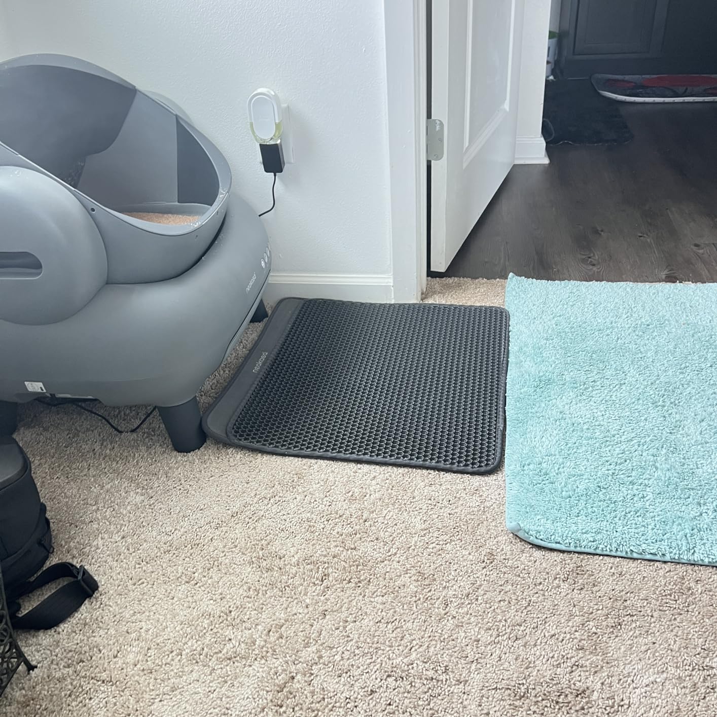 Neakasa M1 Plus Open-Top Self-Cleaning Cat Litter Box, 360° Safety Sensors, Advanced Odor & Leak Control, for Large & Multi-Cat Homes customer photo 1