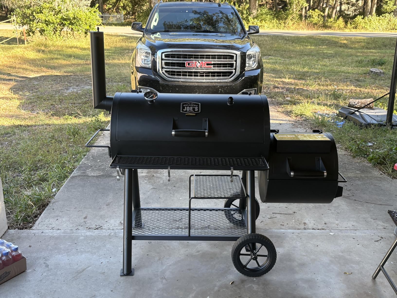 Oklahoma Joe's Highland Offset Reverse Flow Offset Charcoal Smoker and Grill With 1093 sq. in. Cooking Area in Black customer photo 1