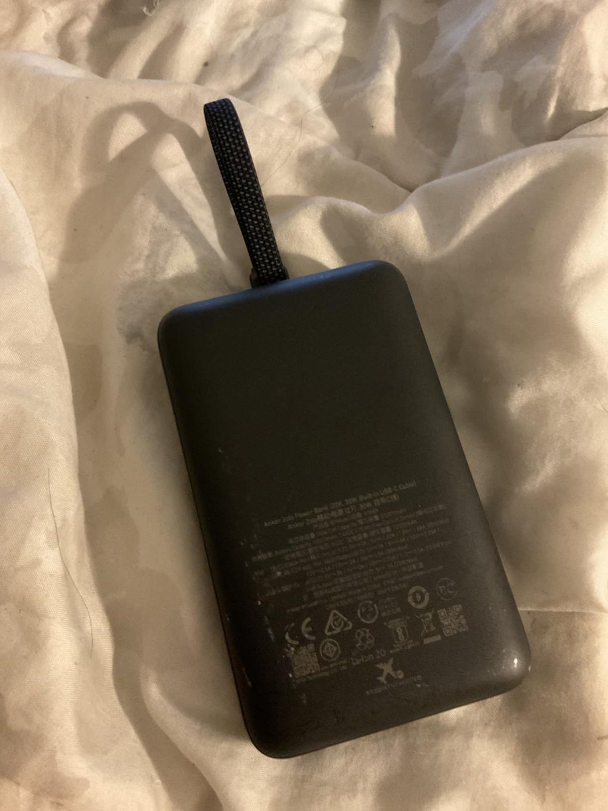 Anker Zolo Power Bank (2025 Upgraded Version), 20,000mAh 30W High-Speed Portable Charger with Built-in USB-C Cable, Battery Pack for iPhone 17/16/15 Series, Galaxy, and More customer photo 1