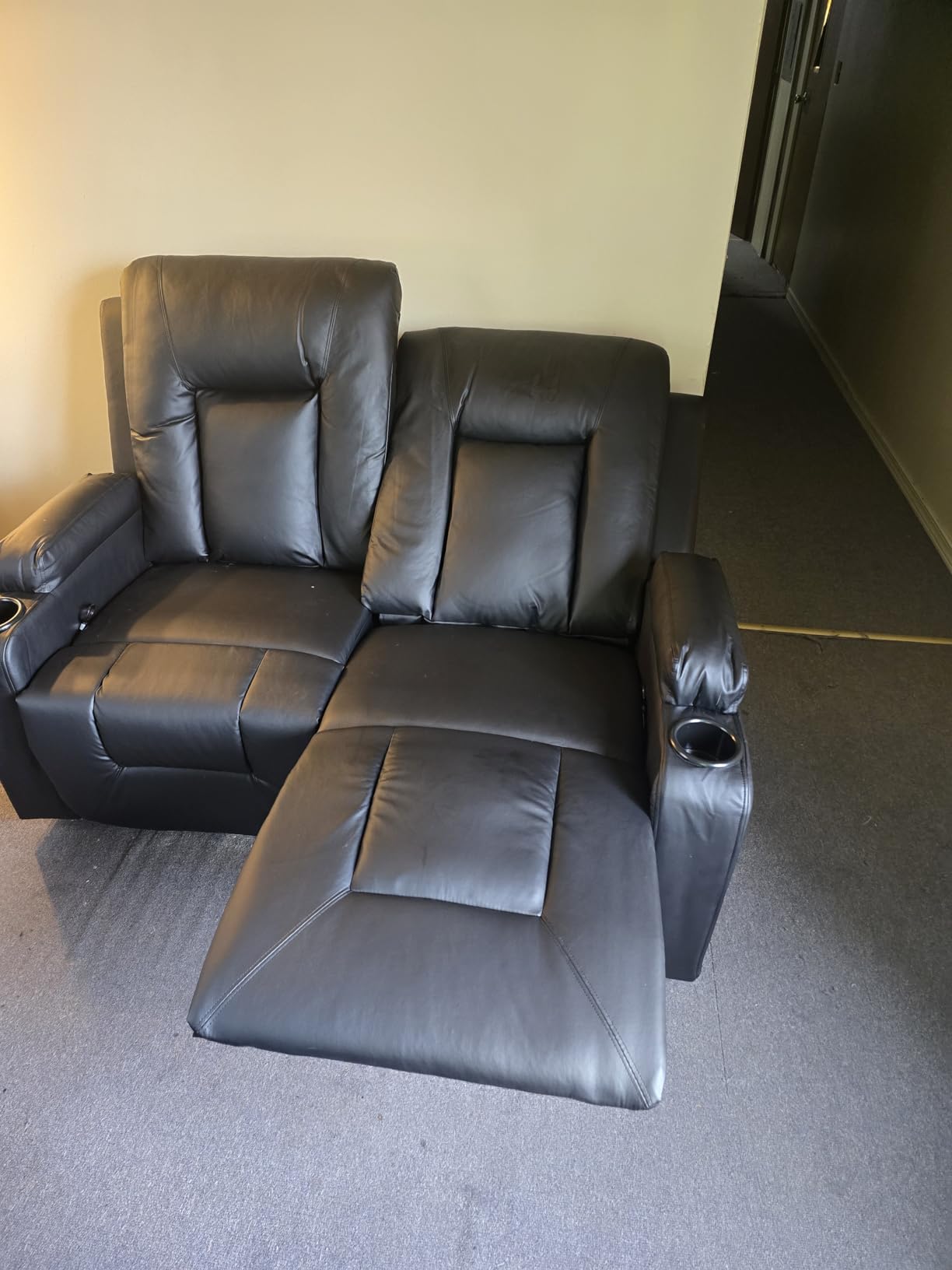 COMHOMA Living Room Furniture Set, Faux Leather Manual Recliner Sofa Sets with Cup Holders, Reclining Couch, Loveseat and Armchair, 3, Black customer photo 1