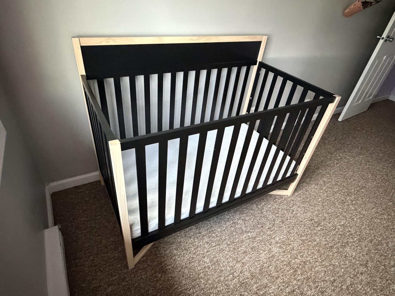 Dream On Me Owen 5-in-1 Convertible Full-Size Baby Crib in Matte Black, GreenGuard Gold & BSA, Converts to Toddler, Day, & Full-Size Bed, Non-Toxic Paint, Safe Sleep Environment customer photo 1