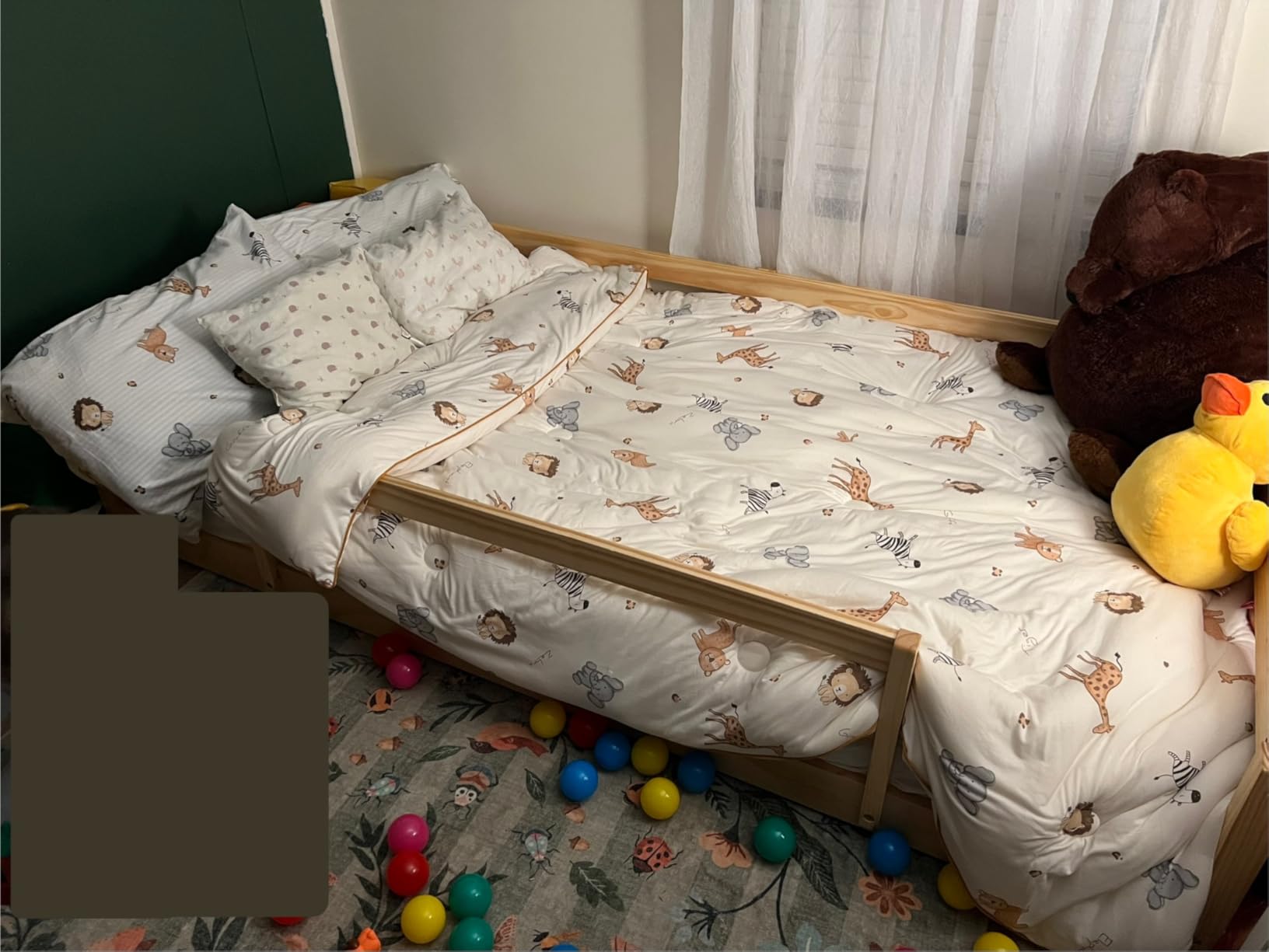 Ocodile Twin Floor Bed with Safety Guardrails for Kids, Montessori Inspired with Rails and 2 Openings, Twin Size Bed Frame for Girls and Boys - Gray customer photo 1