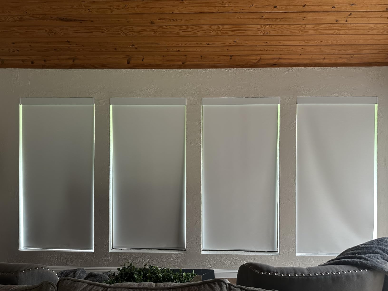Kincmo Motorized Blinds with Remote, 100% Blackout Motorized Roller Shades Work with Apple Homekit, Alexa, Google, Custom Electric Blinds with App, Voice Control (Linen White) customer photo 2