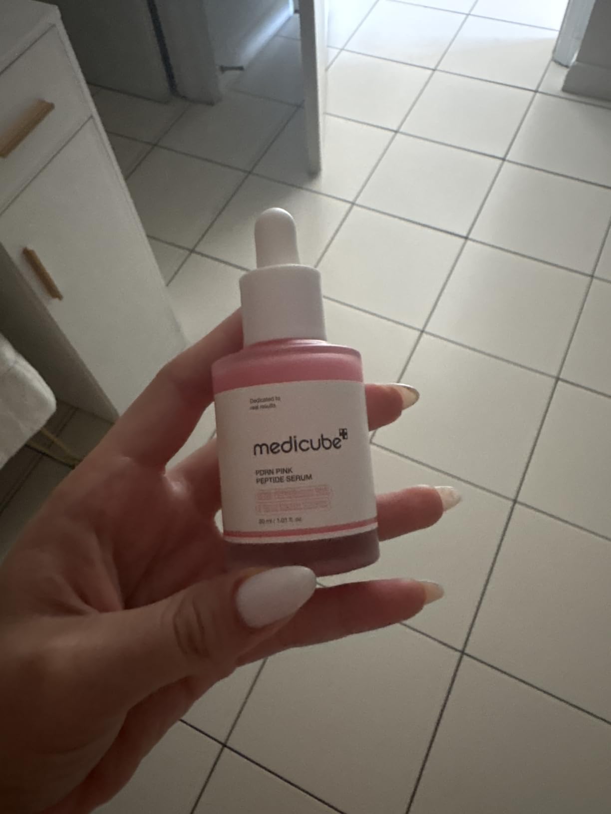 medicube PDRN Pink Peptide Serum with Salmon DNA | Pink Glow Serum with Peptides & Niacinamide for Hydration & Firm-Looking Skin | Korean Skincare, 1.01 fl. Oz customer photo 2