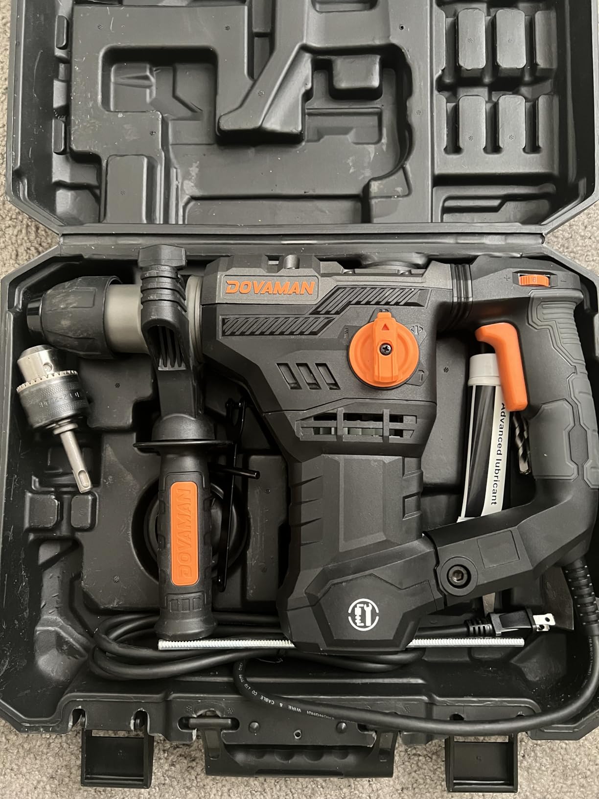 1-9/16'' SDS Rotary Hammer Drill, 12.5Amp Heavy Duty Rotary Hammer with 4 Functions, Safety Clutch, Vibration Control, Corded Hammer Drill for Concrete, Drill Bits and Chisels Included customer photo 2