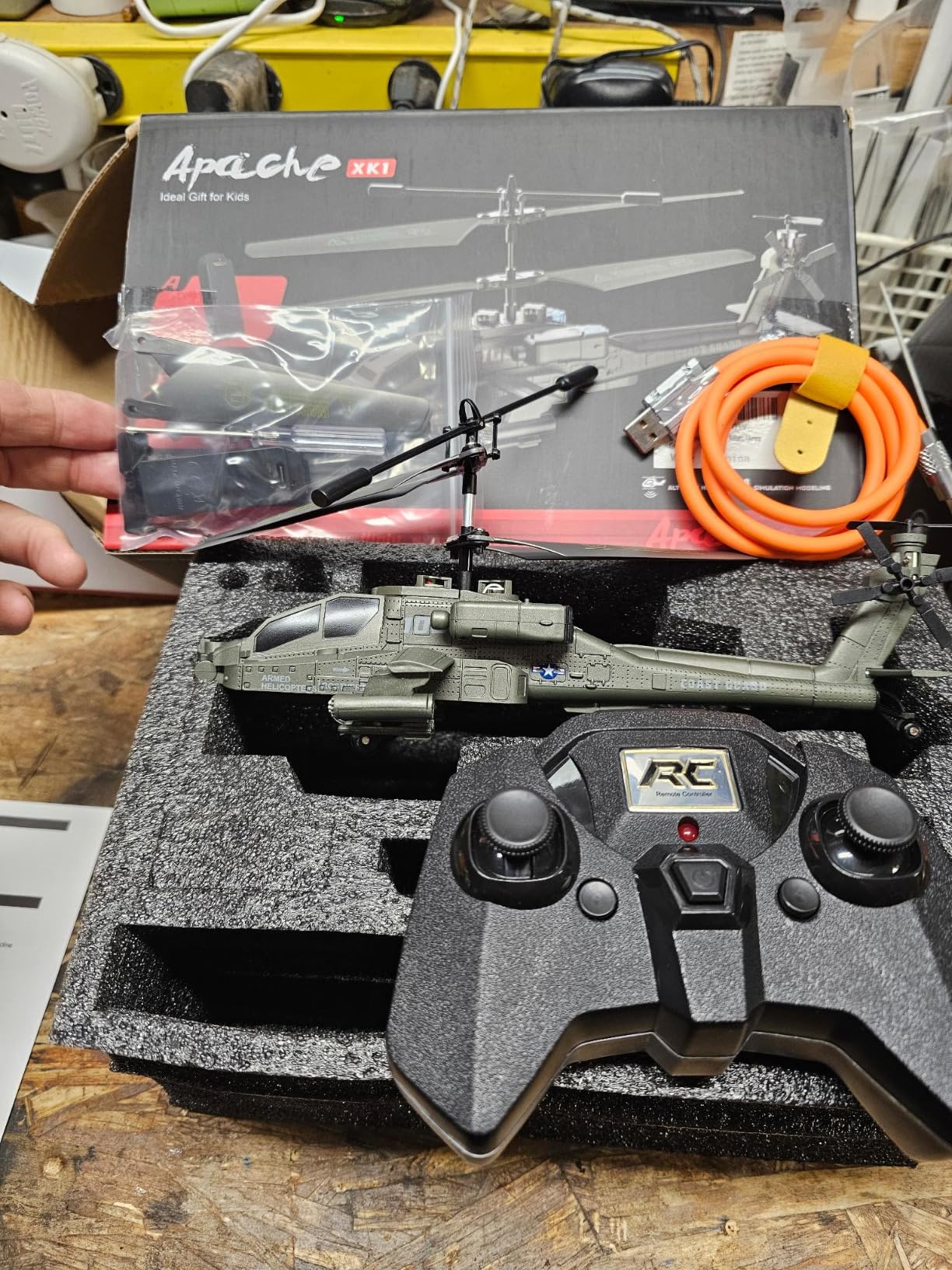 XIKOTEC RC Helicopter, Remote Control Helicopter Toy for Kids, Beginners and Adults with Altitude Hold, Gyro & LED Light, 2 Batteries & USB-C Charging, Gift for Boys Ages 8-12 (Green) customer photo 2
