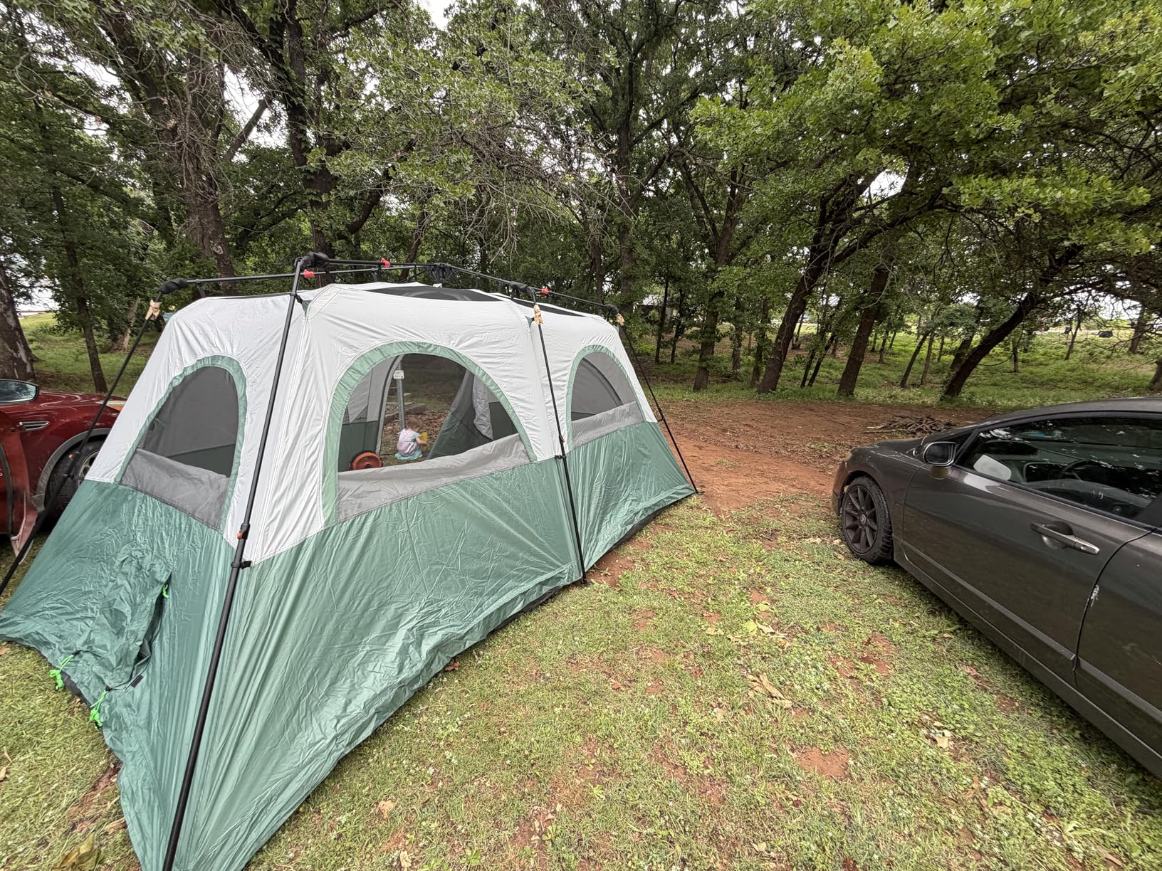Amazon Basics Instant Camping Tent with Rainfly, Weather-Resistant customer photo 1