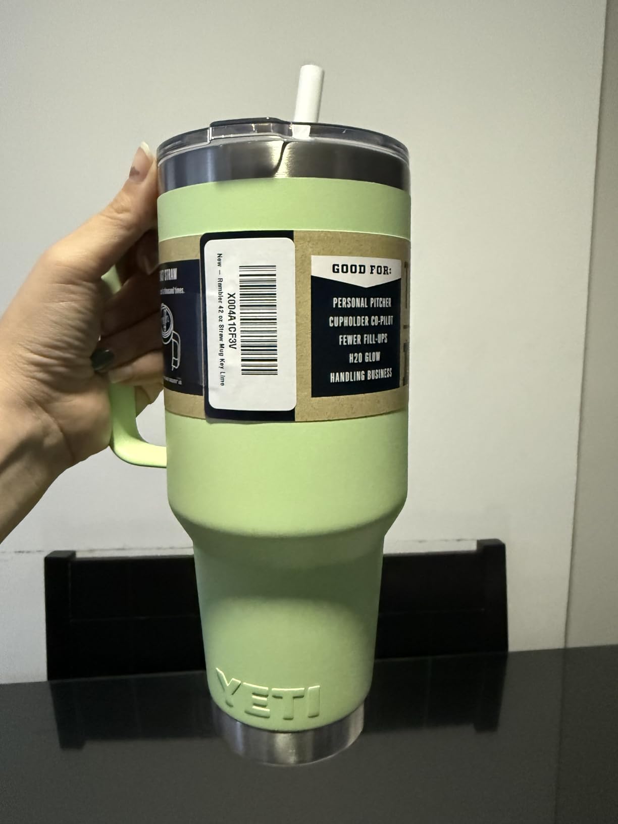 YETI Rambler 42 oz Tumbler with Handle and Straw Lid, Travel Mug Water Tumbler, Vacuum Insulated Cup with Handle, Stainless Steel, Lowcountry Peach customer photo 1