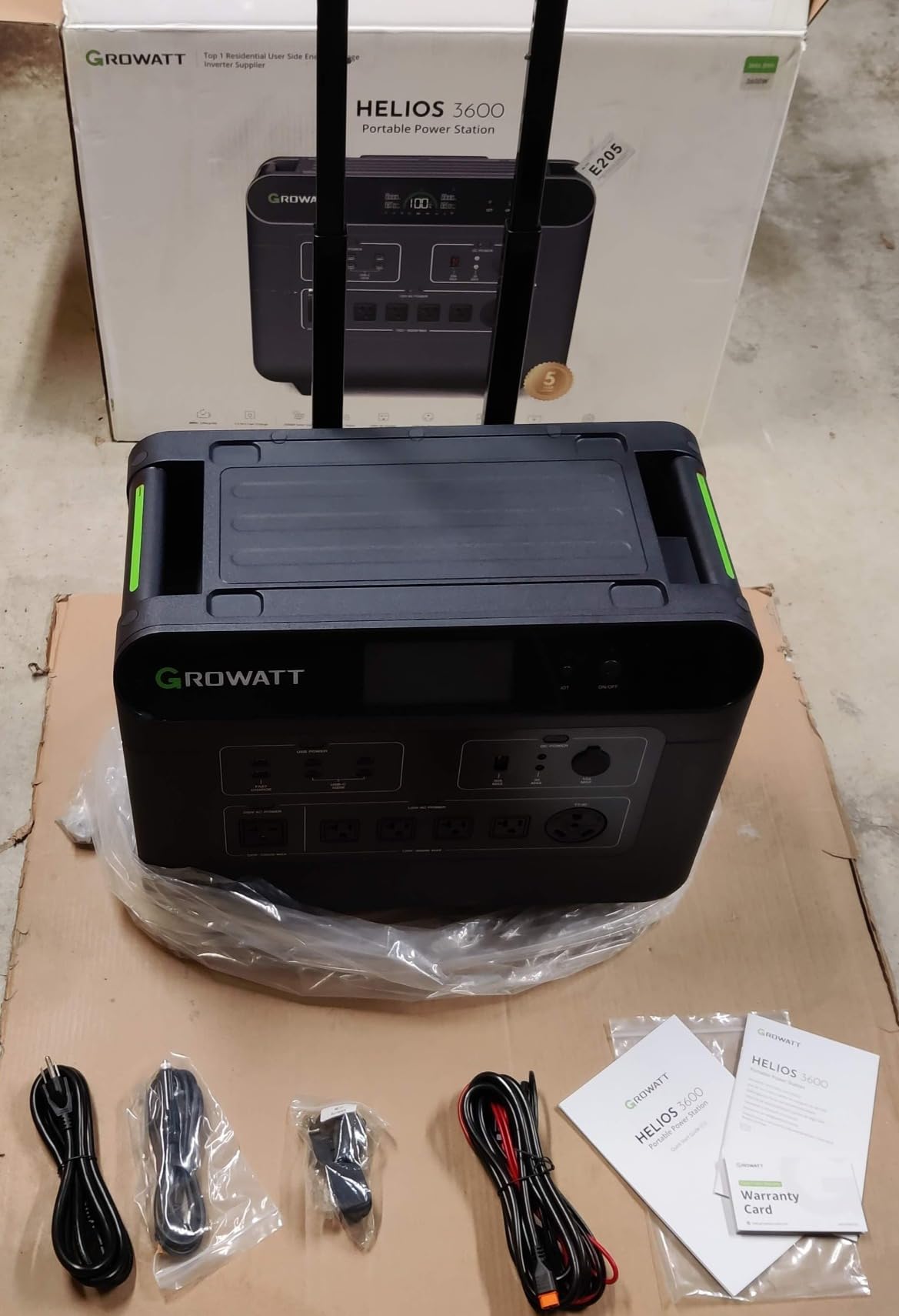 GROWATT HELIOS 3600 Portable Power Station, 3600Wh LFP Battery, Expandable to 240V/7200W AC Output, Up to 36kWh, Solar Electric Generator for Whole House Backup, RVs, Emergencies customer photo 1