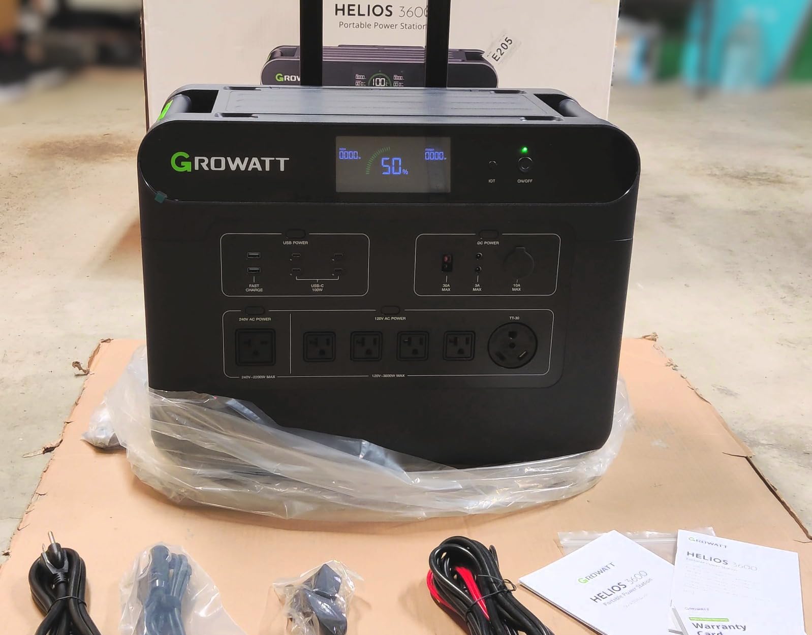 GROWATT HELIOS 3600 Portable Power Station, 3600Wh LFP Battery, Expandable to 240V/7200W AC Output, Up to 36kWh, Solar Electric Generator for Whole House Backup, RVs, Emergencies customer photo 2