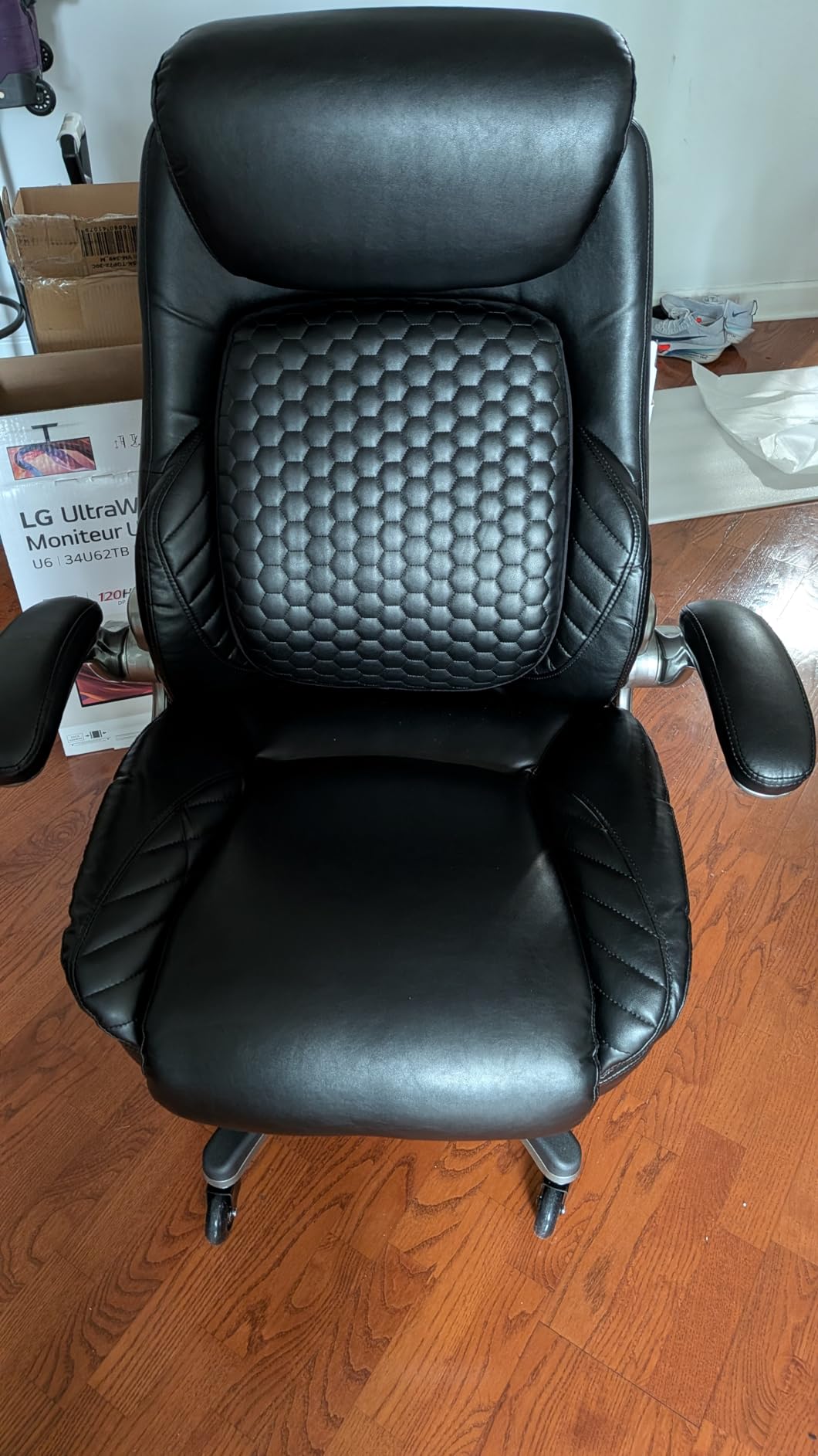 COLAMY Office Ergonomic Desk High Back Executive Chair with Pop-Out Lumbar Support, Upgraded Casters, Adjustable Headrest, Flip-Up Arms, Leather Home with Thick Cushion for Comfort - Black customer photo 1
