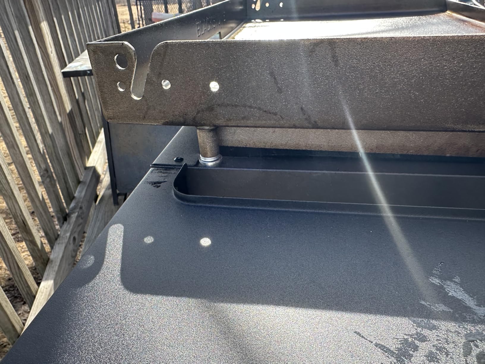 Blackstone 28 Inch Original Omnivore Griddle 2206, 2 Burner Outdoor Flat Top Grill customer photo 2