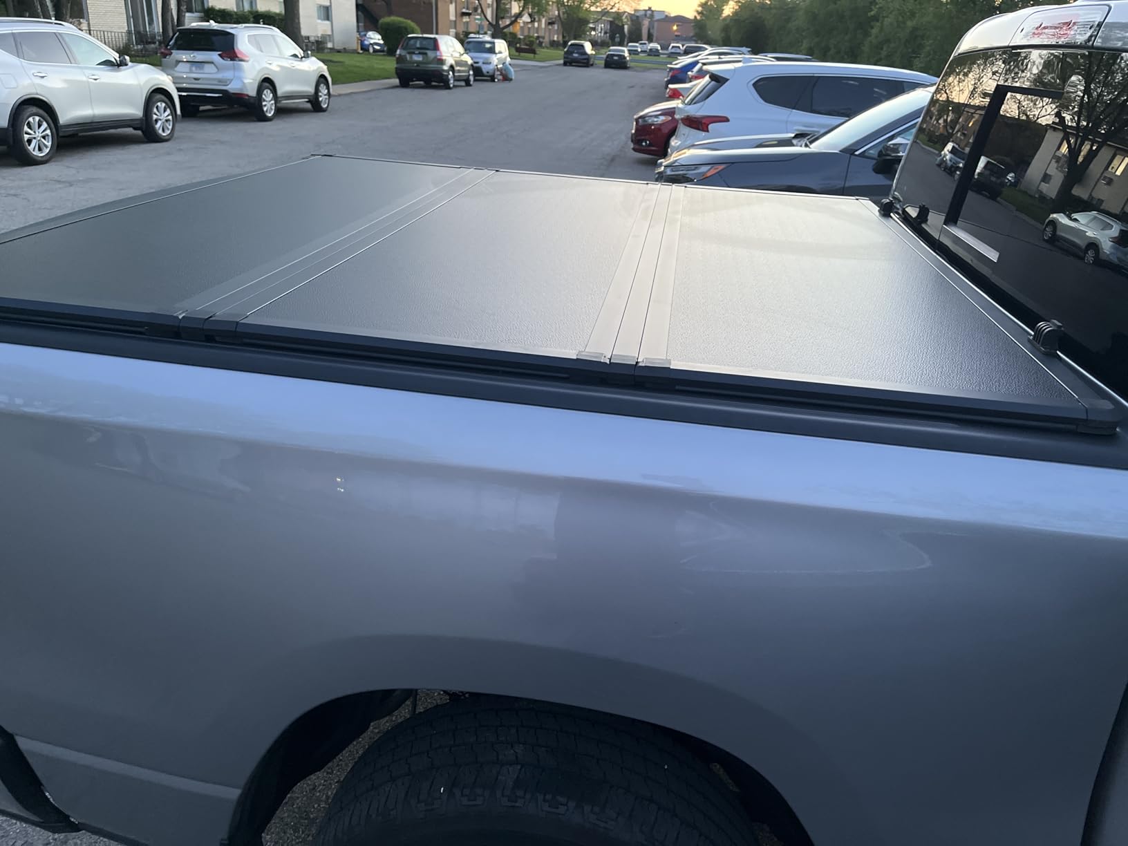 YITAMOTOR FRP Hard Tri-Fold Truck Bed Tonneau Cover Fits for Dodge Ram 1500 2009-2026 (Classic & New) 5.7 ft Bed Without Rambox customer photo 2
