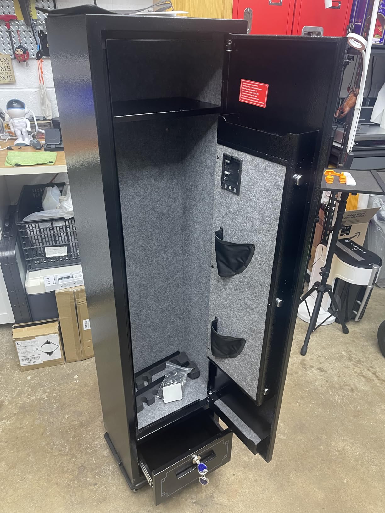 KAER 5-6 Gun Safe, Gun Safes for Rifle and Pistols, No Assembly Gun Cabinets, Rifle Safe, GunSafes for Rifle and Shotguns, Gun Safes & Cabinets with Drawer, Indoor Gun Rack, Removable Shelf (L) customer photo 1