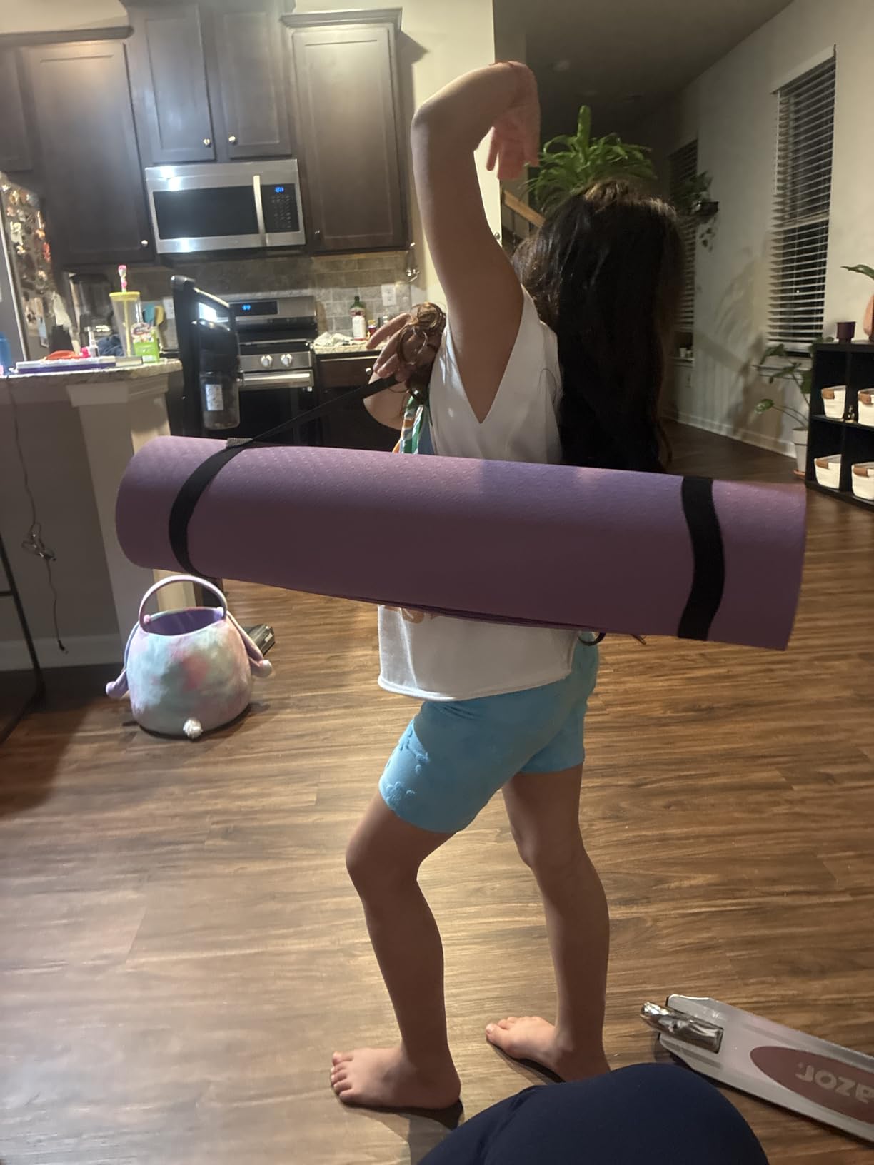 Amazon Basics 1/4 Inch Thick TPE Exercise Yoga Mat with Carrying Strap customer photo 1