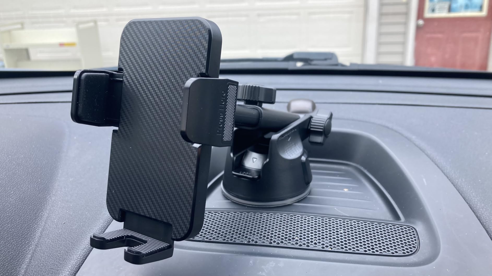 Qifutan Dash Mounted Holders Phone Holders for Your Car - Phone Mount for Car Windshield Dashboard Air Vent Universal Desk Mounts Hands Free customer photo 2