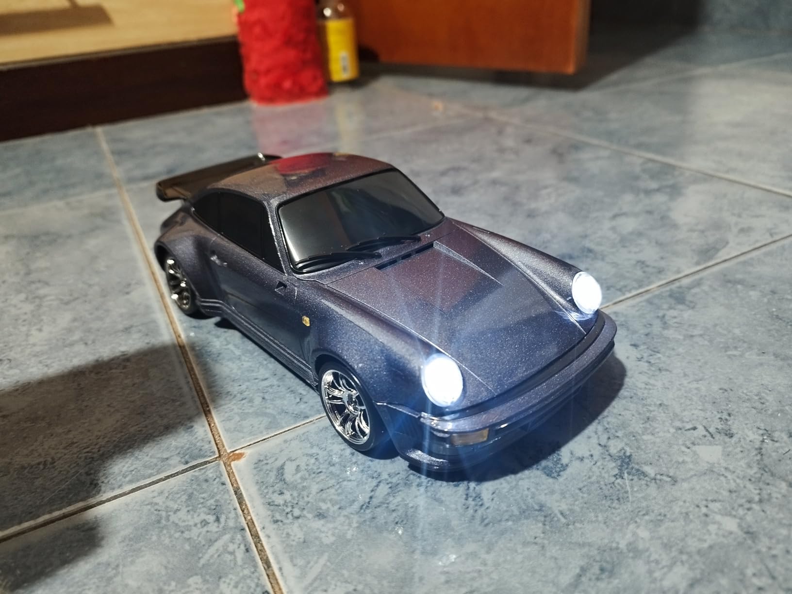 LDRC LD1899 1/18 RC Drift Car Nissan Skyline GTR R34 | RWD 2.4GHz Gyroscope | 3 Batteries Silver customer photo 1