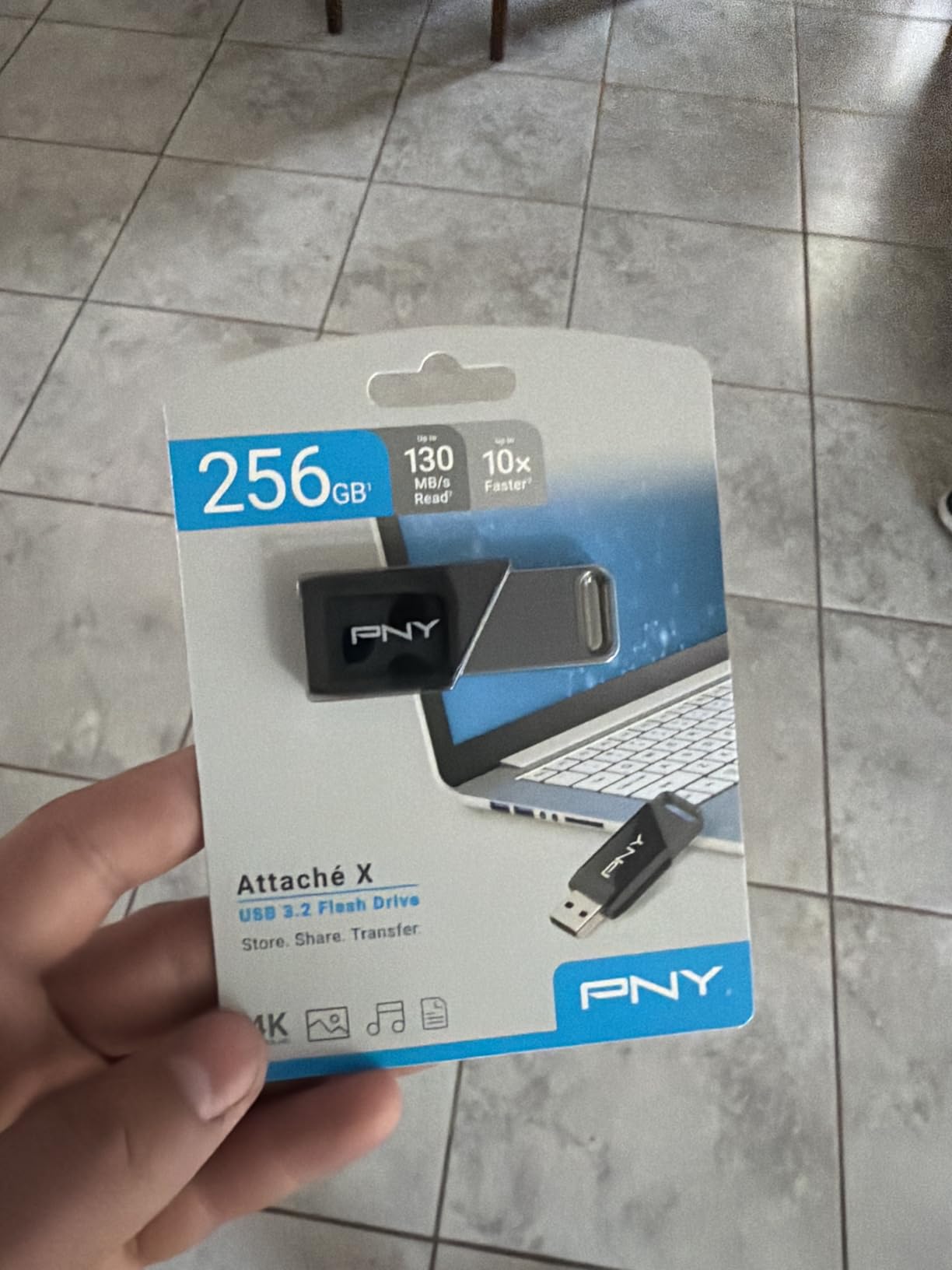 PNY 256GB Attache X USB 3.2 Gen 1 Flash Drive, Advanced Performance Up to 130MB/s Read, Durable, Type-A customer photo 1