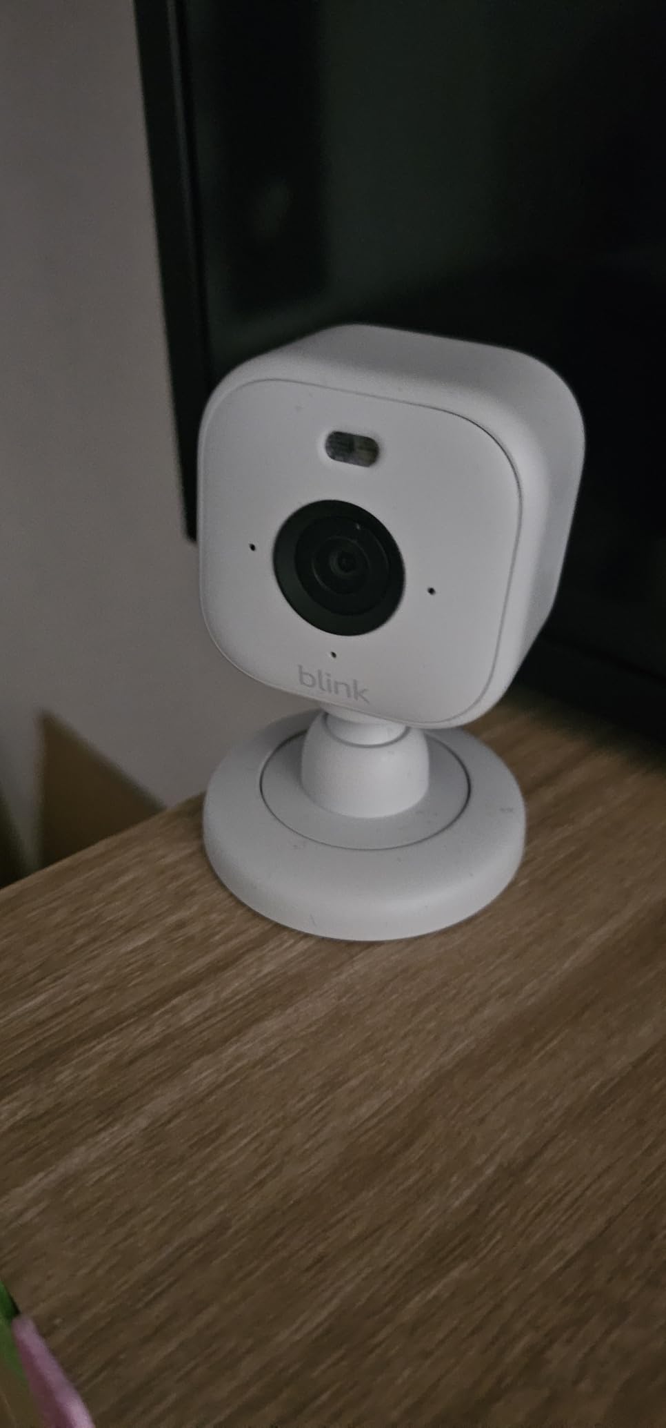 Blink Whole Home Bundle - Outdoor 4 camera, Mini 2 camera, Video Doorbell (2nd Generation), Sync Module Core included - HD video, motion detection, Works with Alexa customer photo 2