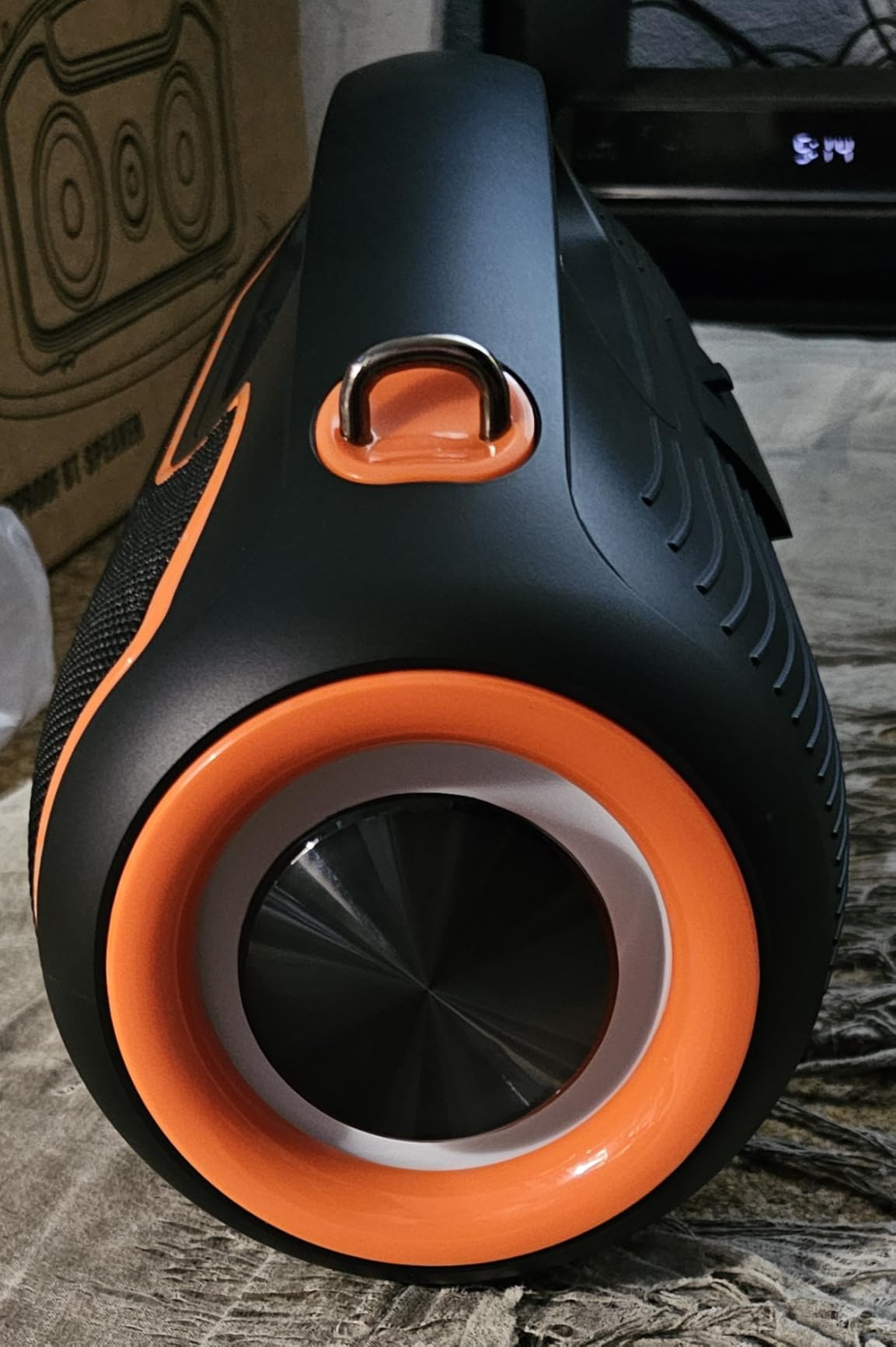 Portable Bluetooth Speakers Wireless, 200W MAX Loud Outdoor Speaker with Deep Bass, IP65 Waterproof, BT5.4, USB-C, RGB Lights, for Party, Camping, Beach, Large Workshop, Garage, 24H Playtime customer photo 2
