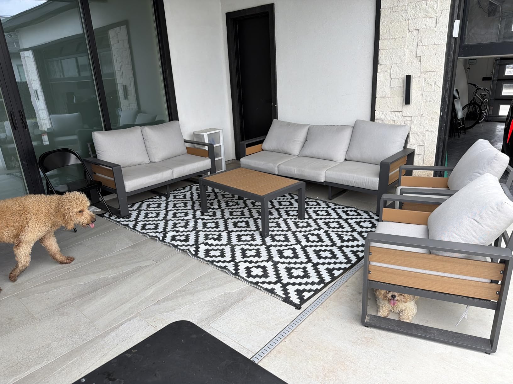 ZANDOR Aluminum Outdoor Patio Furniture-1 Pcs 3-Seat, Dark Gray | Rustproof, High weight capacity, Water-repellent, Washable Cover, All-Weather Resistant, Easy clean, for Poolside Backyard Deck customer photo 1