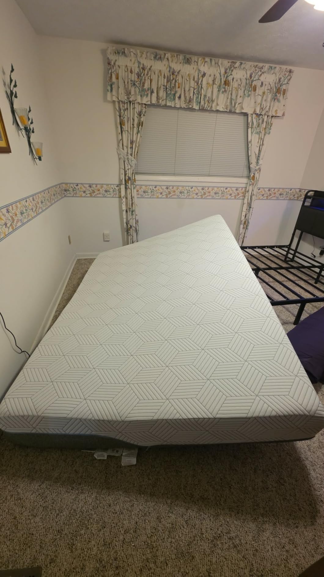 FATHOM Medium Queen Mattress 10 Inch Memory Foam Mattress Queen Size Bed in a Box for Back Pain Relief and Cool Sleep, CertiPUR-US Certified customer photo 2