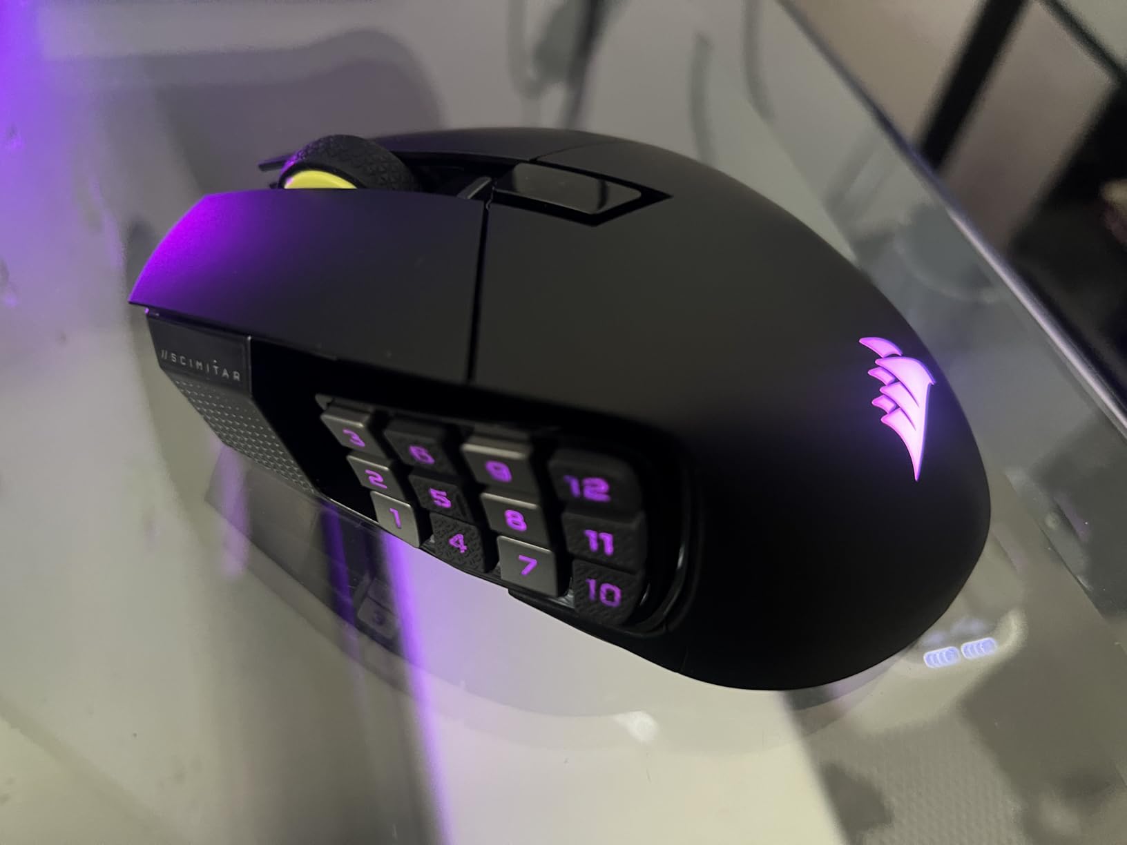 Scimitar Elite Wireless SE MMO PC Gaming Mouse - 33,000 DPI, 16 Programmable Buttons, Key Slider, Elgato Virtual Stream Deck, 1,000Hz Polling, Up to 150-Hour Battery - Gunmetal customer photo 2