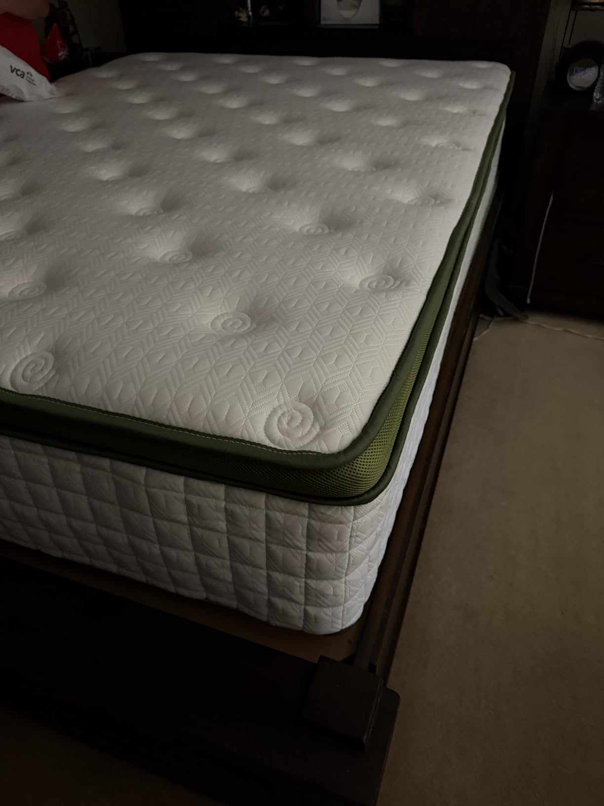 BedStory Medium Firm Queen Mattress, 14 Inch Hotel Collection Hybrid Mattresses - Targeted Lumbar & Shoulder Support for Back Pain Relief, Fiberglass-Free, CertiPUR-US Certified, 365-Night Trial customer photo 2