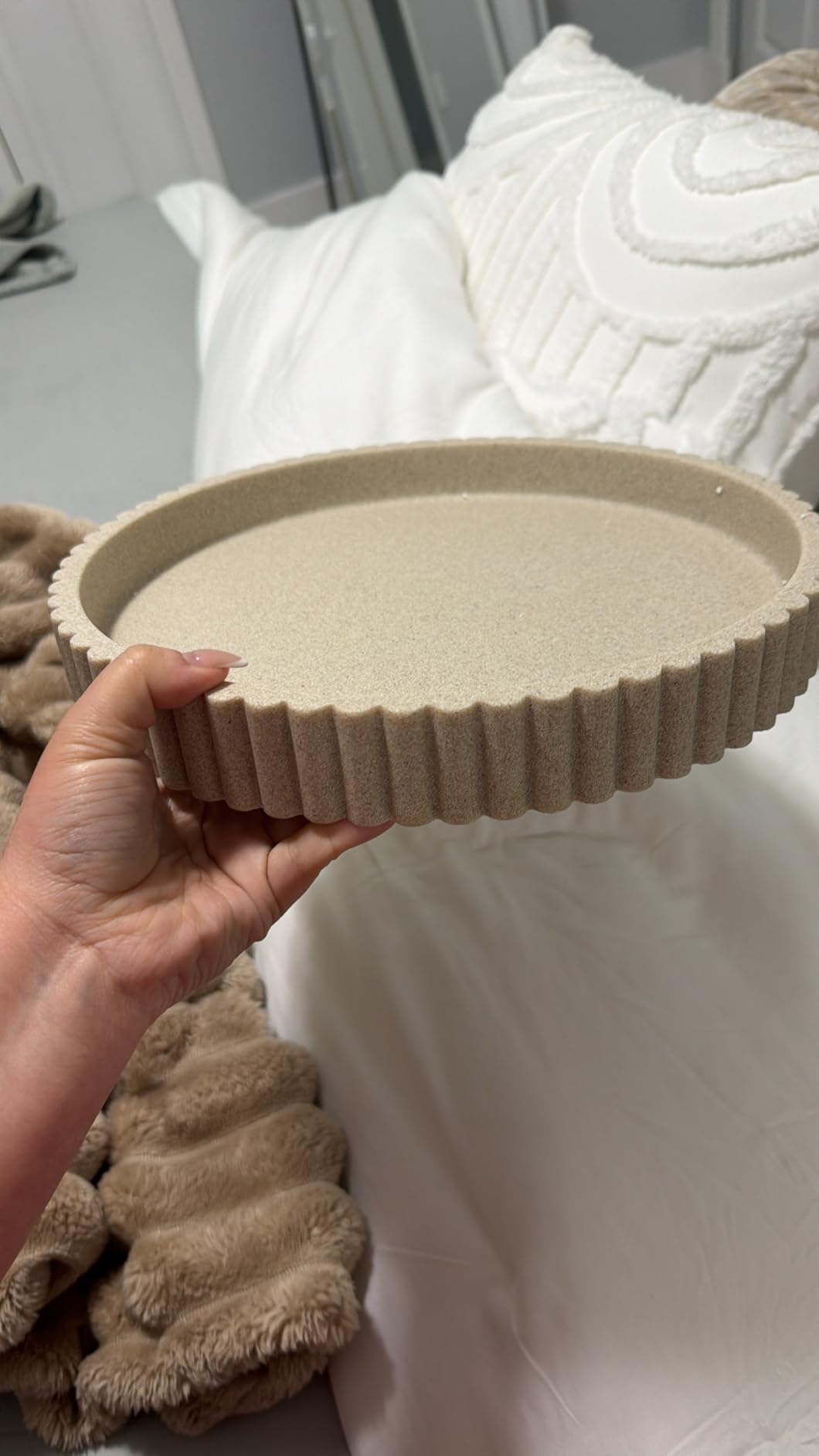 OAKOA Decorative Tray for Decor - Coffee Table Tray for Living Room - Round Tray for Home Decor - Coffee Table Decor Centerpiece - Modern Minimalist Centerpiece customer photo 1