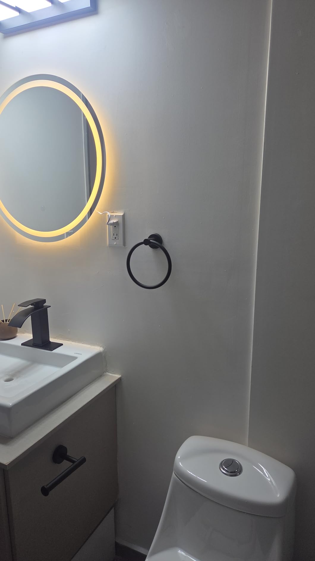 Modern LED Small Bathroom Lights Fixtures 3-Light, Stainless Steel Chrome Acrylic Wall Lighting, Vanity Lights for Bathroom Over Mirror 6000K 16in customer photo 1