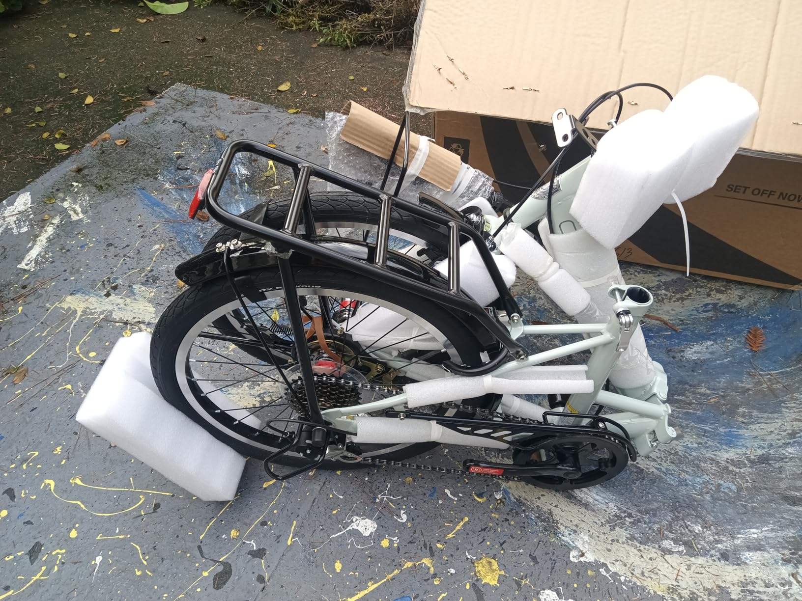 AVASTA Quartet Folding Bike, 20/24 Inch, 7-Speed, Dual Brakes, Basket and Rear Rack for Everyday City Riding customer photo 2
