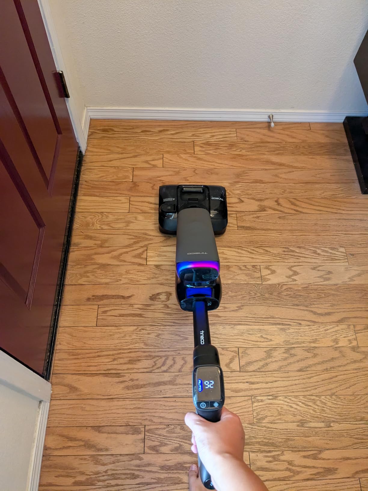 Floor One S7 Artist Wet Dry Vacuum Cleaner, 22kPa Suction, 50 Min Runtime, iLoop Smart Sensor, DualBlock Anti-Tangle Design, 185 Flashdry, Dual-Edge Cleaning, 180 Lay-Flat customer photo 2