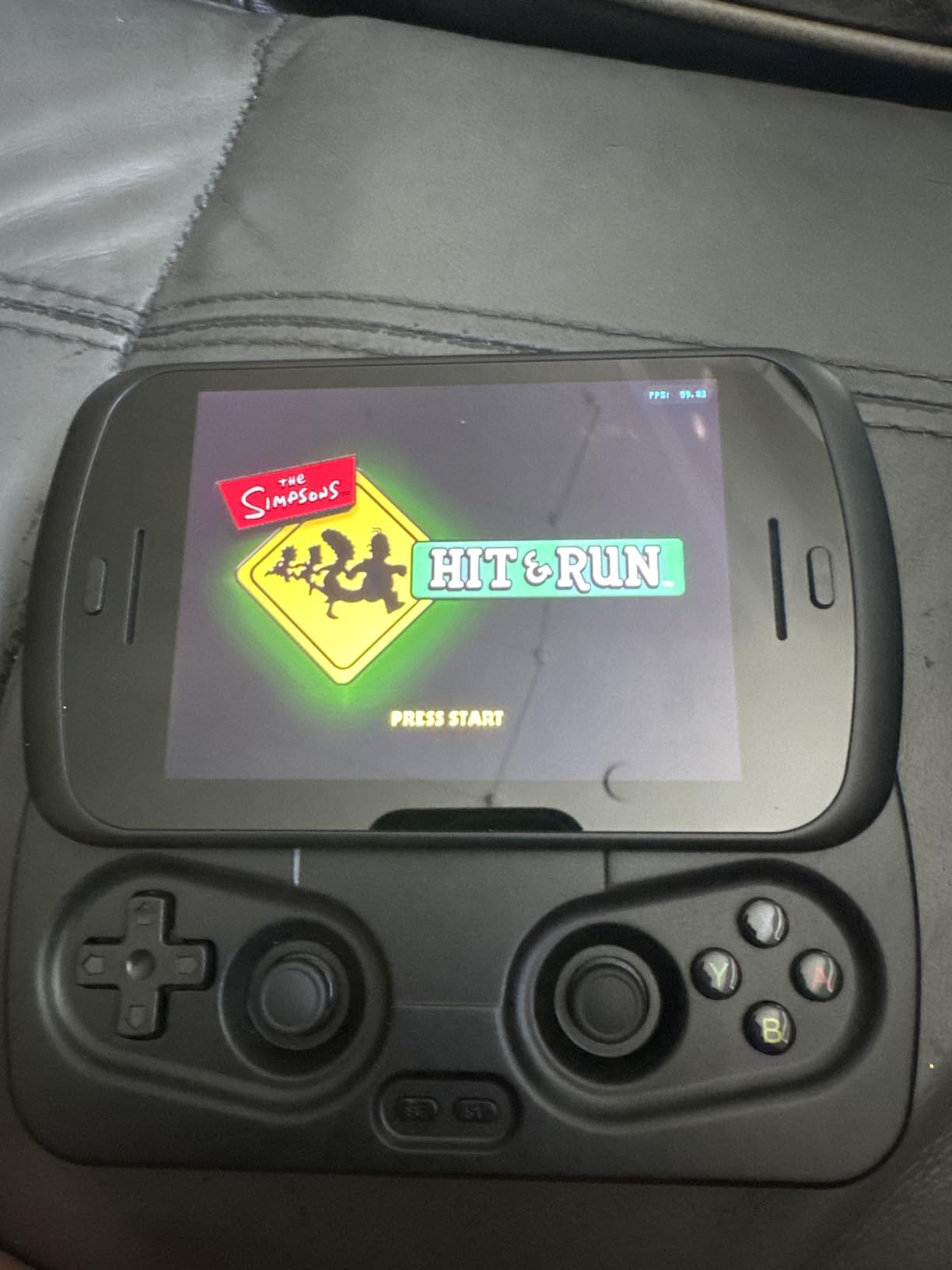 Anbernic RG Slide Retro Handheld Game Console, 4.7-inch LTPS in-Cell Screen Capacitive Joystick Android 13 System Support AI Assistant 5G WiFi Bluetooth 5.0 NO Game Card (Black) customer photo 1